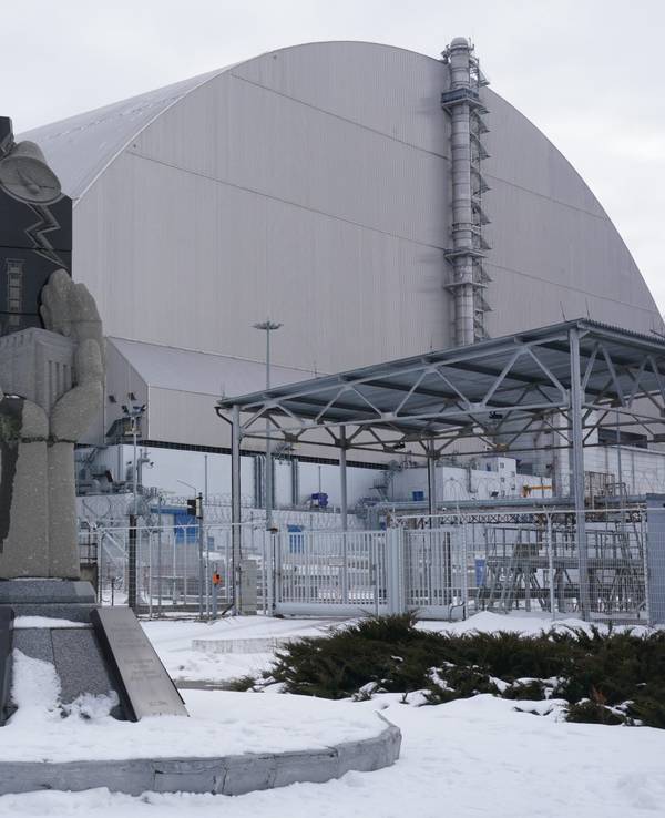 Nach der Eroberung des früheren Atomkraftwerks Tschernobyl in der Ukraine herrscht nun Uneinigkeit über die Strahlenwerte. Das Foto zeigt die Abdeckung des beschädigten Reaktors am 6. Februar 2022.