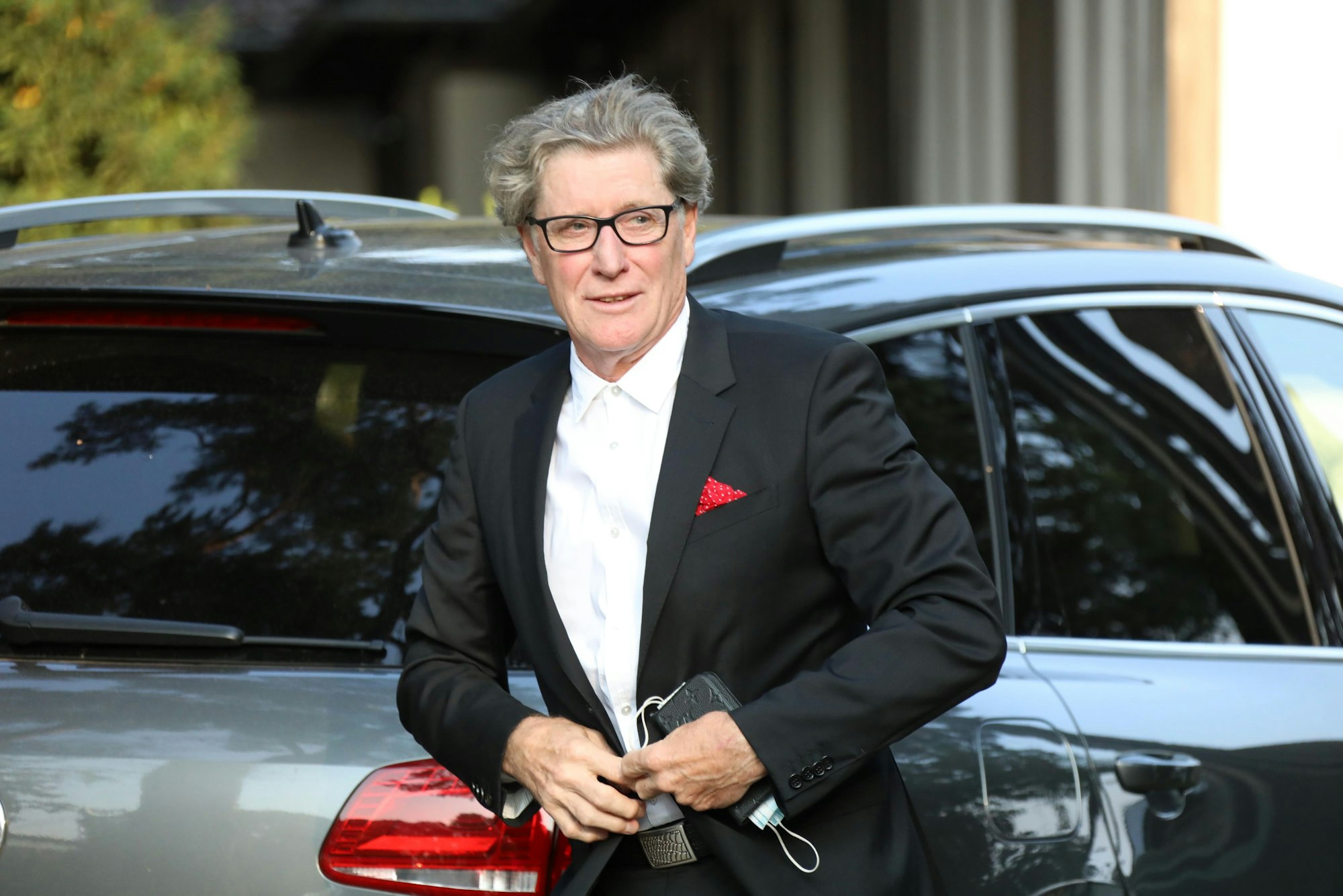 Toni Schumacher auf dem Weg ins Astoria.