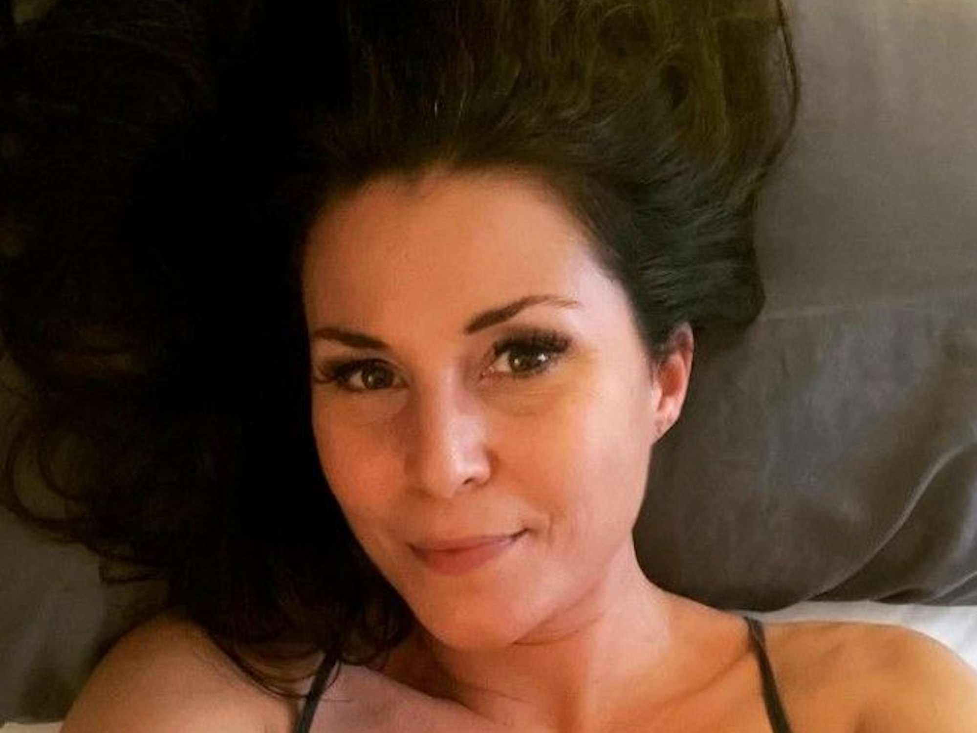 Sat.1-„Frühstücksfernsehen“: Promi Expertin Vanessa Blumhagen, hier auf einem Instagram-Selfie vom 17. Februar, zeigte sich auf Instagram im sexy Sekretärinnen Style.