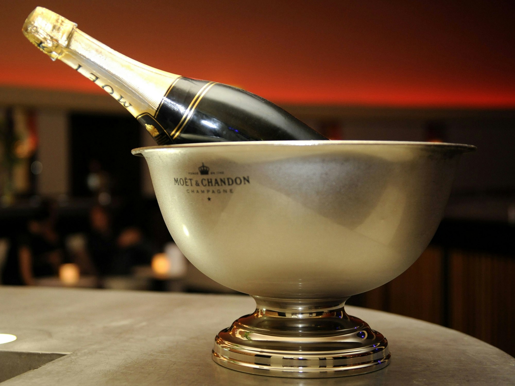 Eine Champagner-Flasche, aufgenommen im Mai 2009 in Berlin.