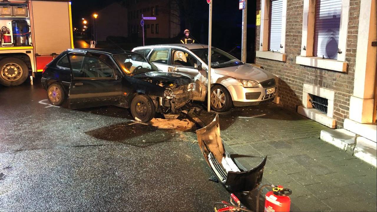 Unfall in der Gasthausstraße in Dürwiß.