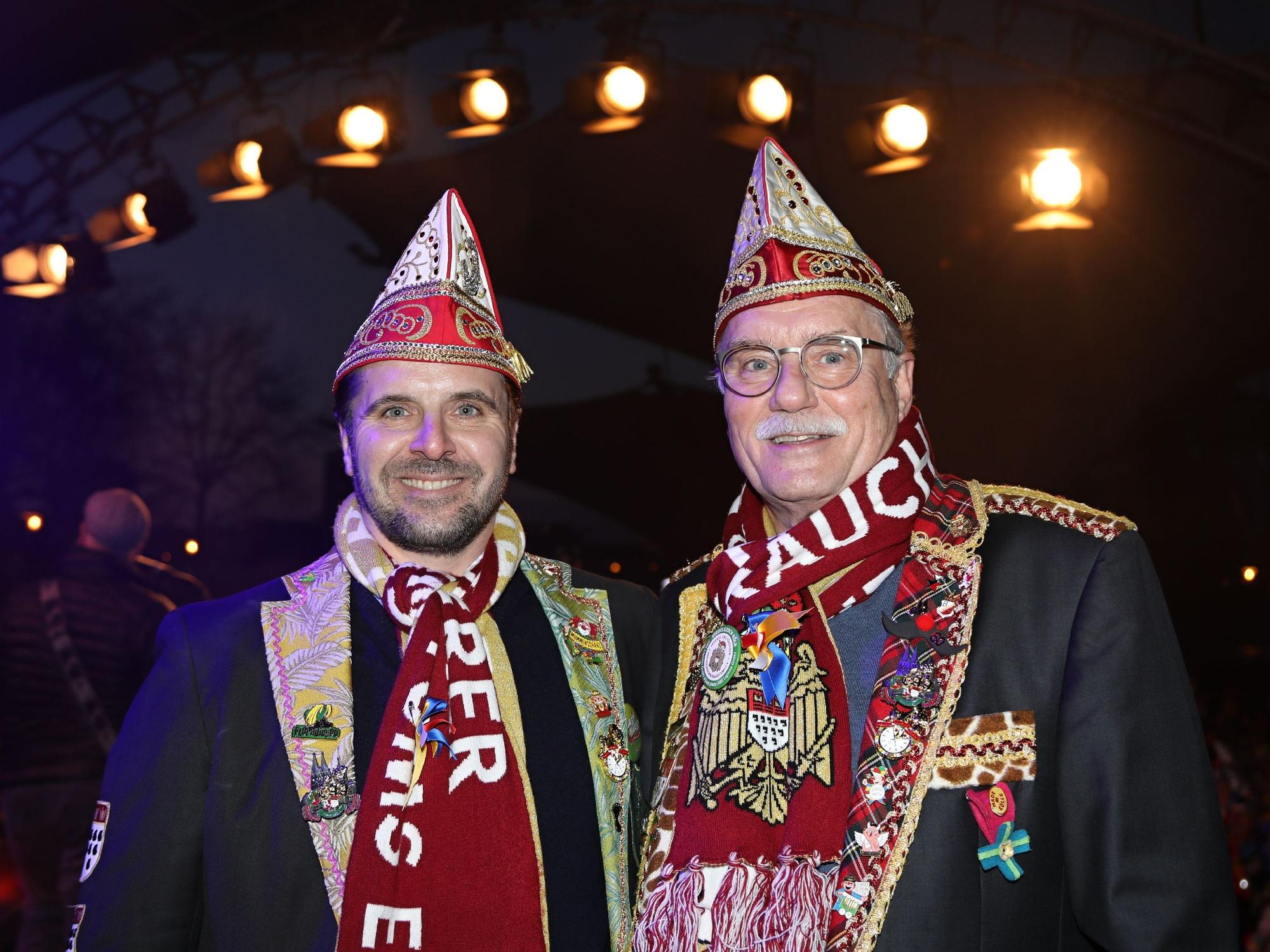 Benedikt und sein Vater Bernhard Conin beim Sternmarsch im Tanzbrunnen.