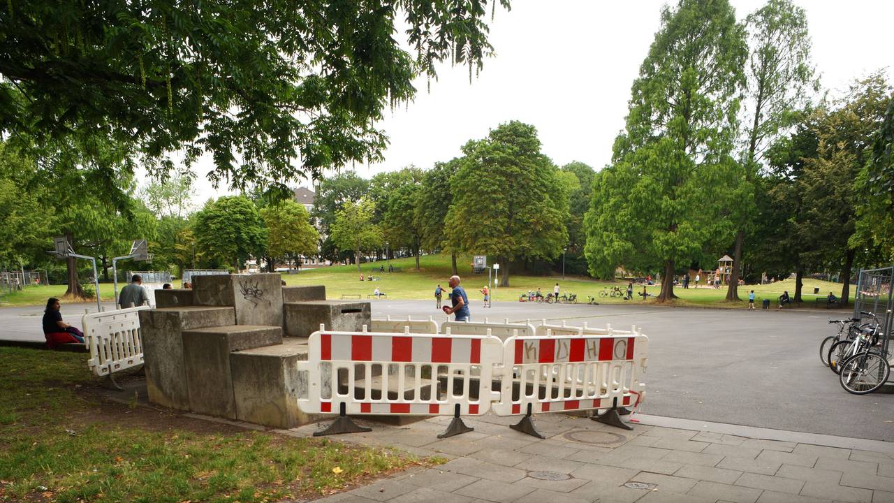 Blick ins Grüne im Klingelpützpark in Köln.