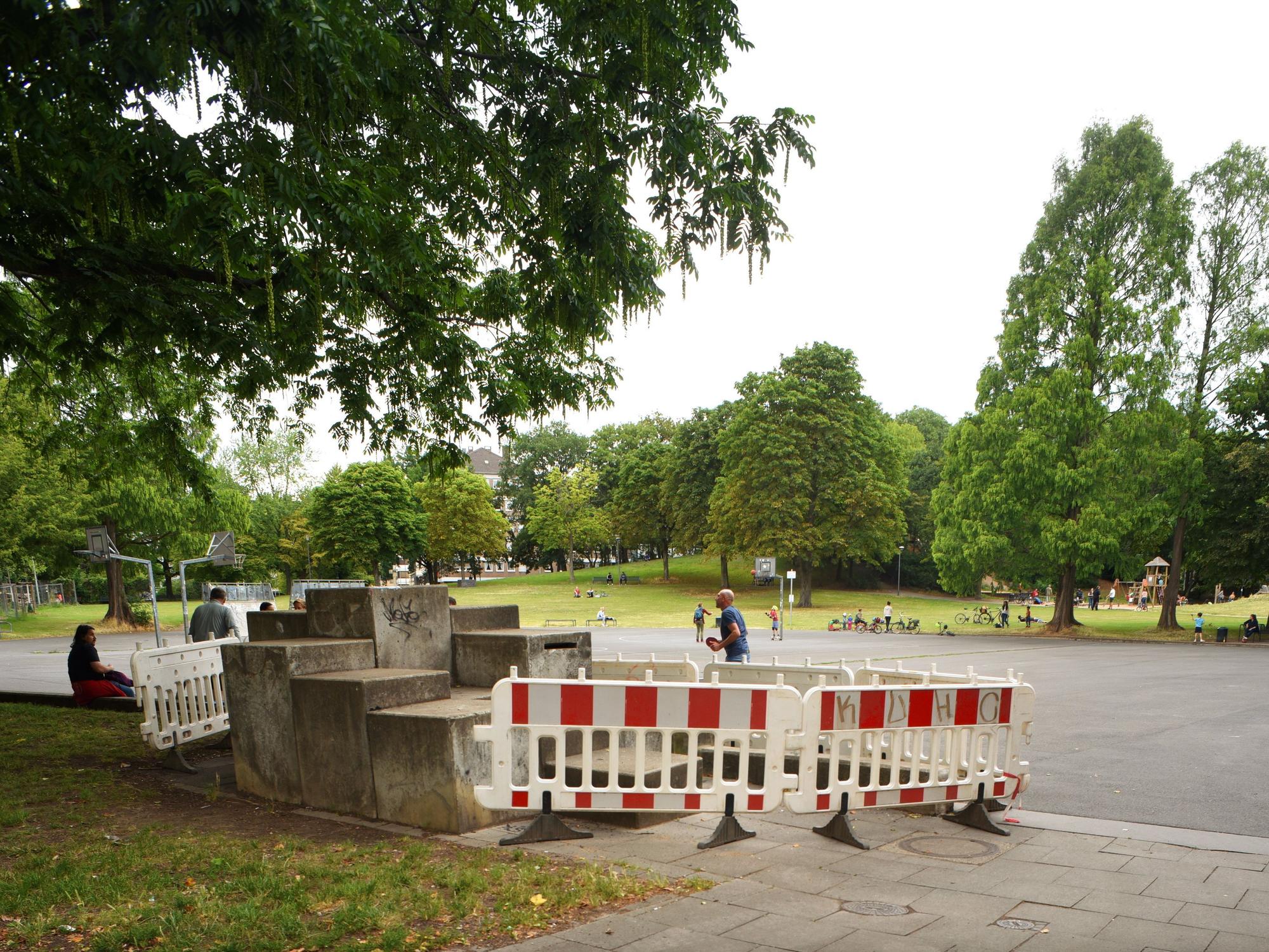 Blick ins Grüne im Klingelpützpark in Köln.