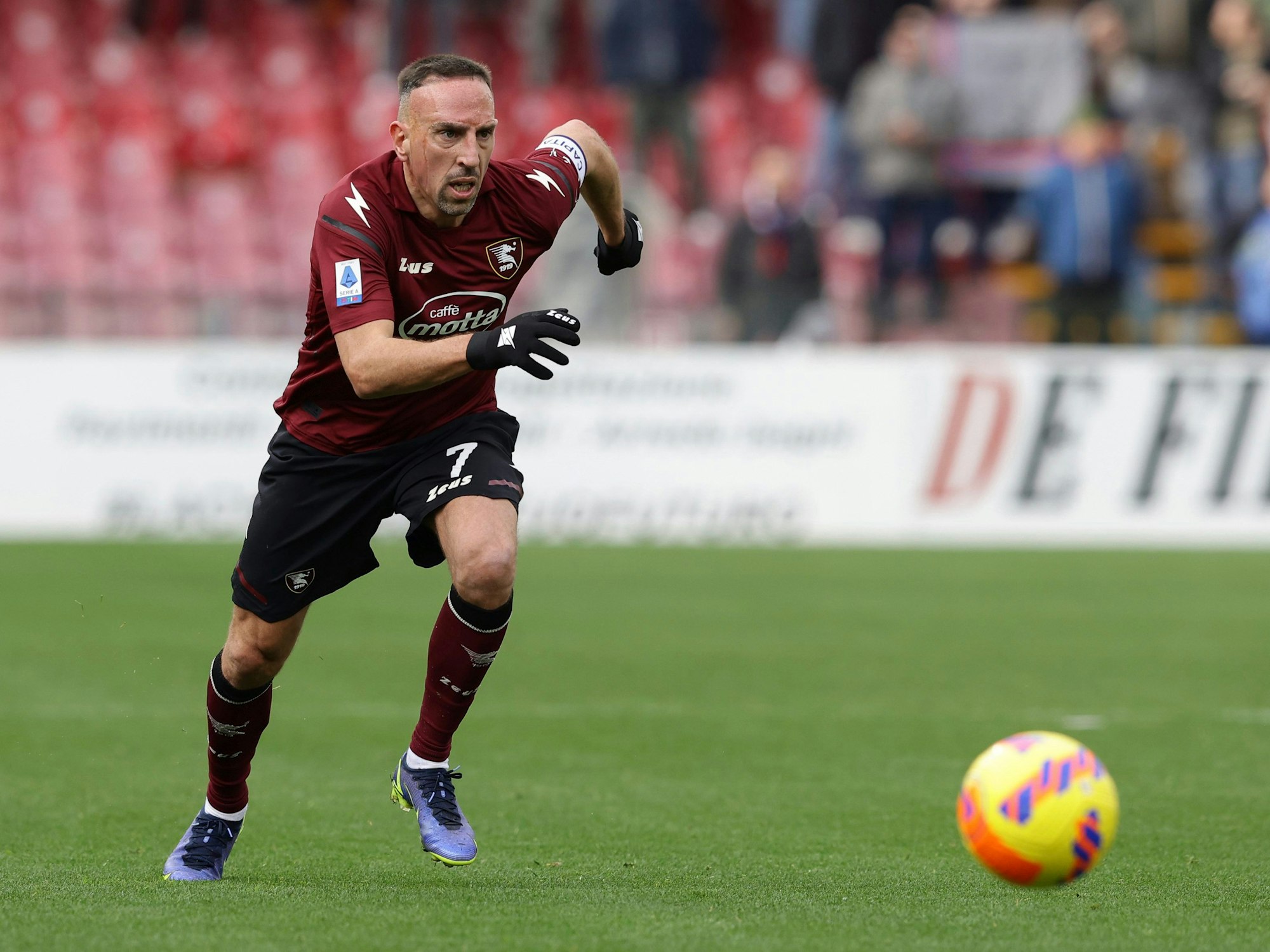 Frank Ribery sprintet gegen Bologna über den Platz