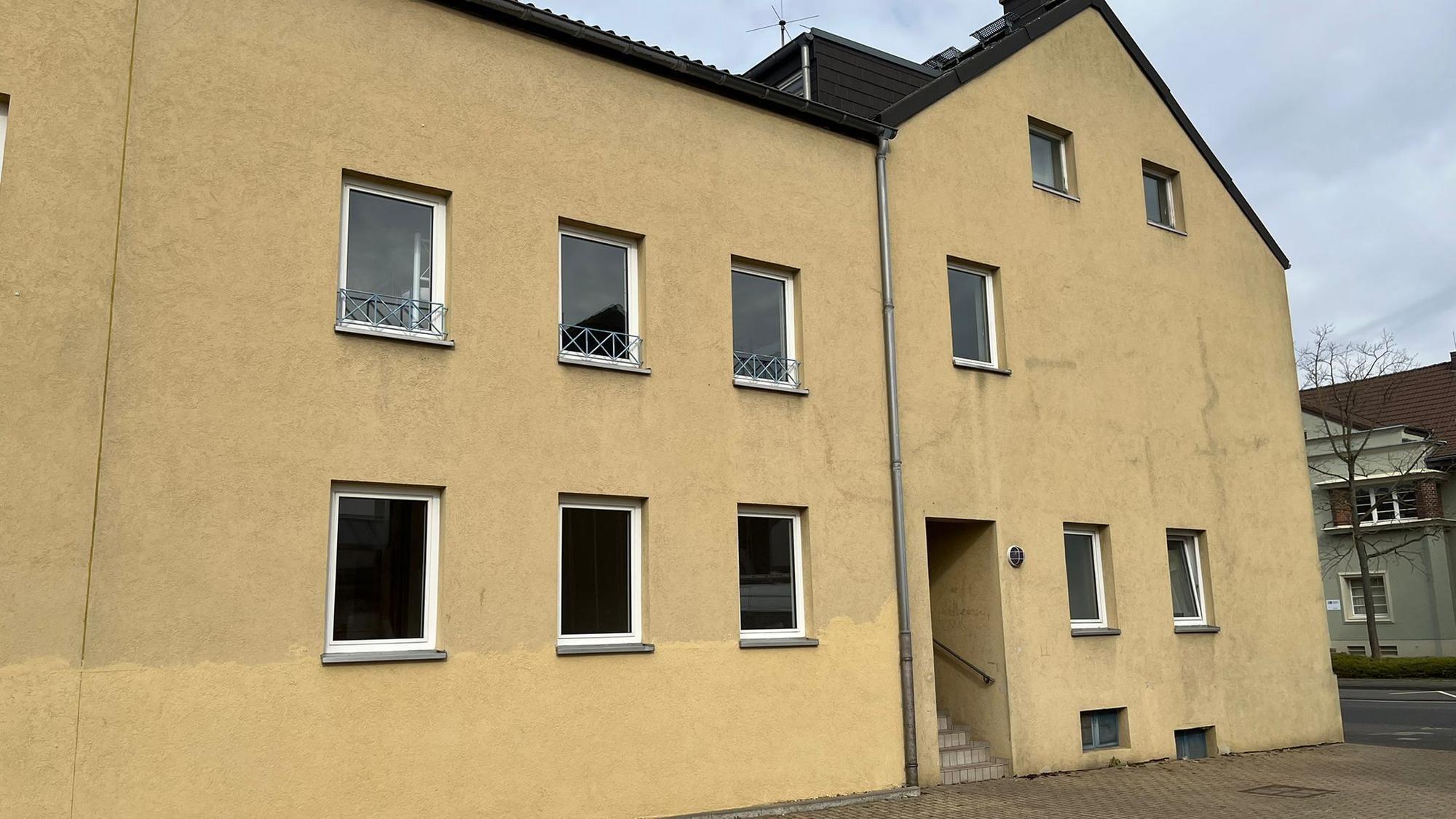 Ein ehemaliger Gasthof in Düren – hier werden Flüchtlinge aus der Ukraine untergebracht.