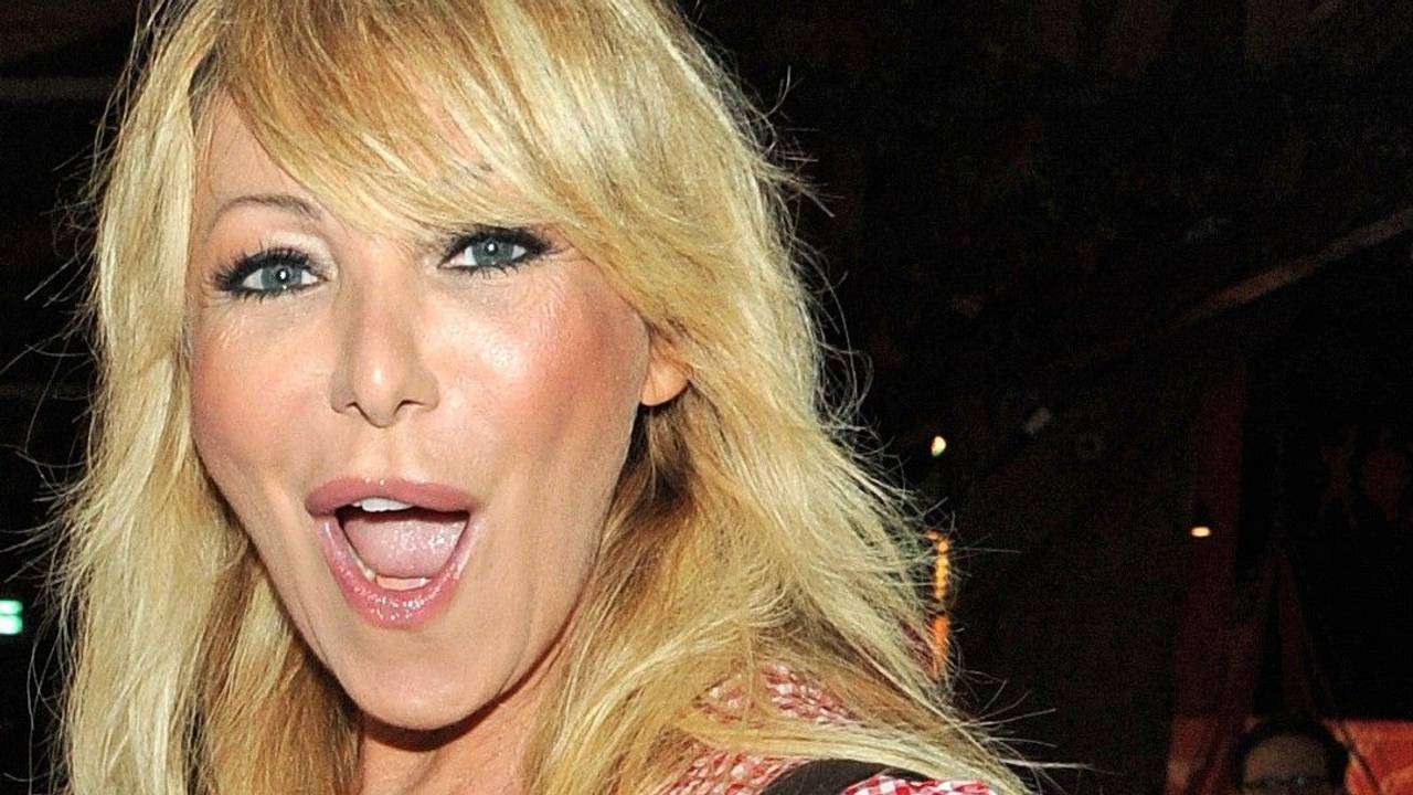 Ärger bei der ARD: Rosanna Rocci (hier auf einem Foto von 2016) wollte sich de Coronatest für eine Sendung mit Kai Pflaume nicht unterziehen. Sie sei allergisch...