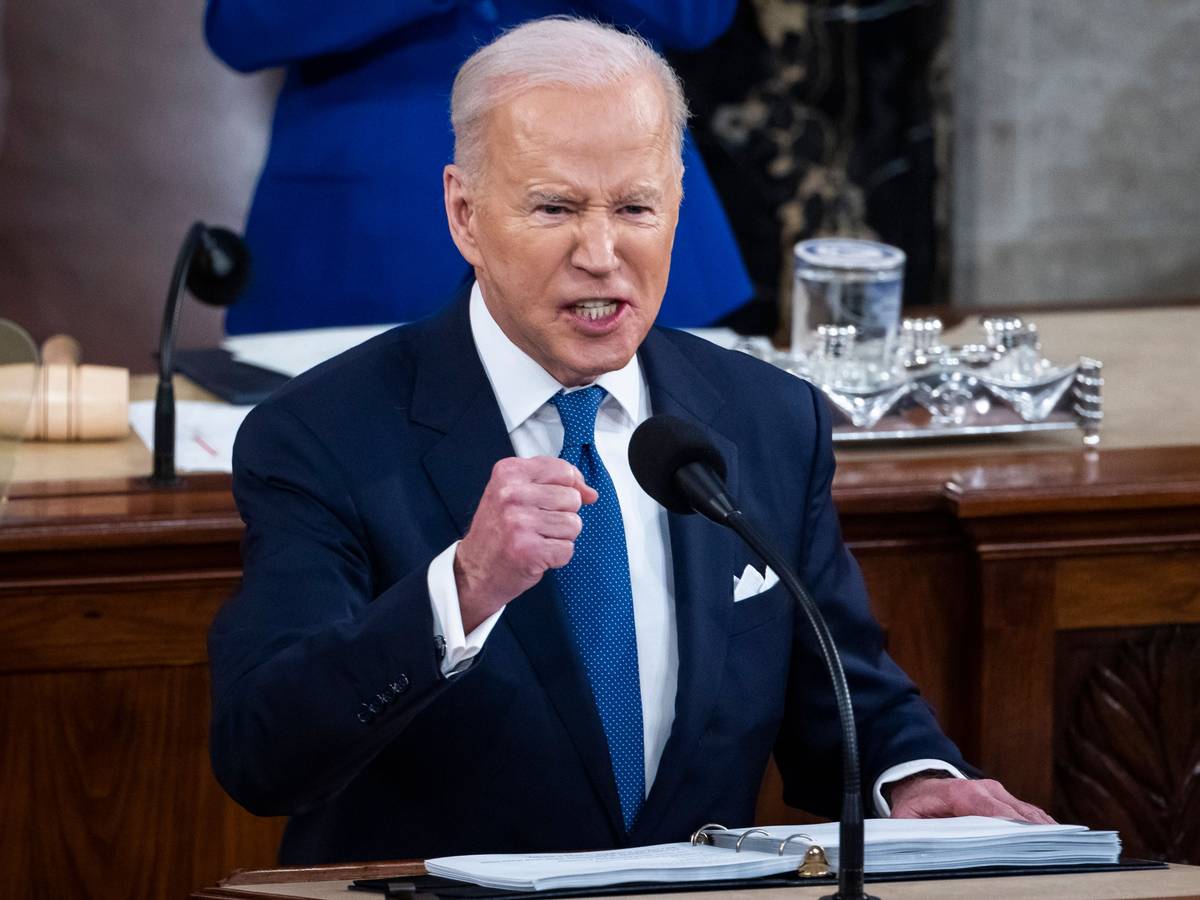 Joe Biden, Präsident der USA, spricht zu Abgeordneten bei seiner Rede zur Lage der Nation vor einer gemeinsamen Sitzung des Kongresses im Kapitol.