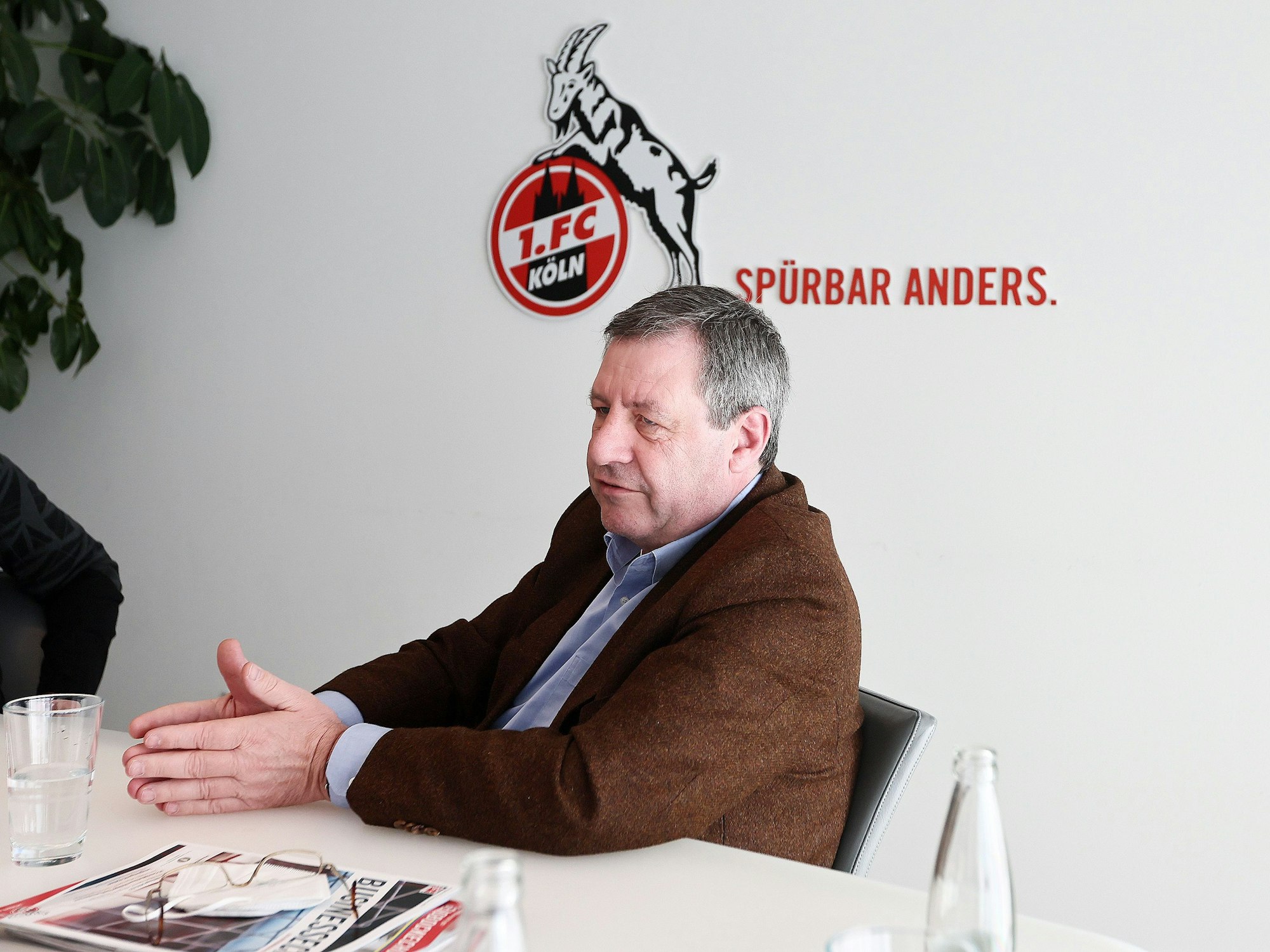 Werner Wolf gibt EXPRESS.de ein Interview.