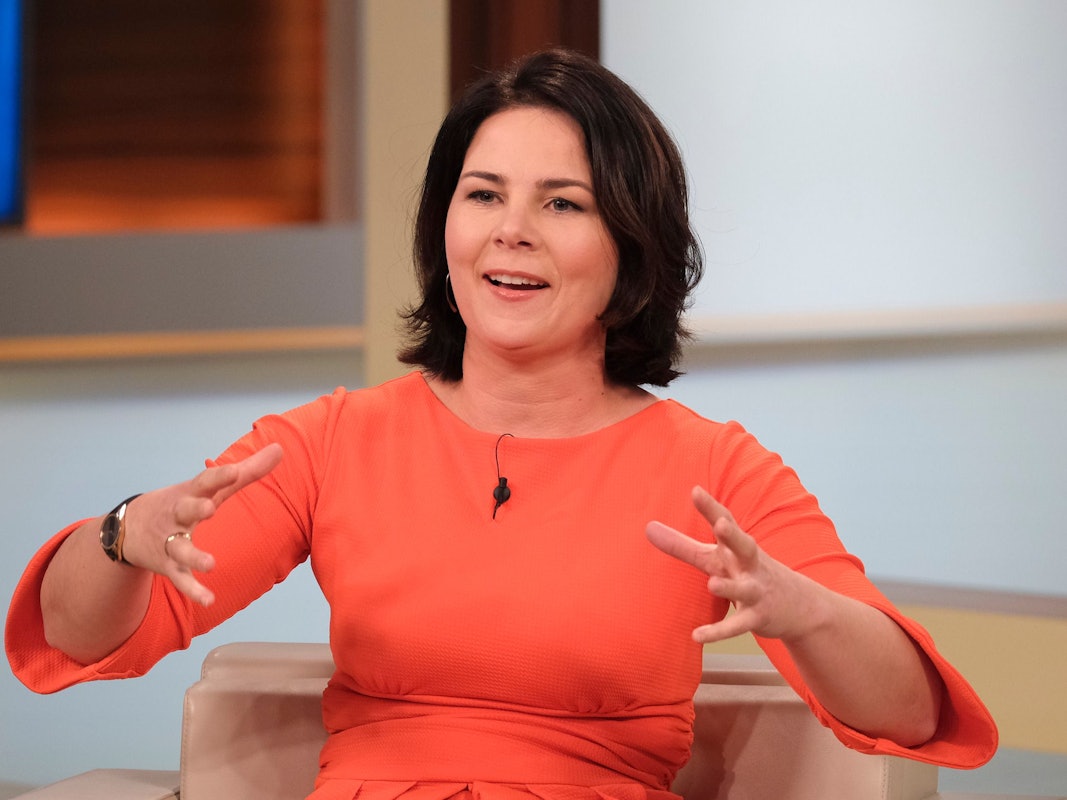 Annalena Baerbock bei einer früheren Ausstrahlung von „Anne Will“ im Februar 2020. Am 6. März war die Bundesaußenministerin nicht live in der ARD-Sendung – sie wurde zugeschaltet.
