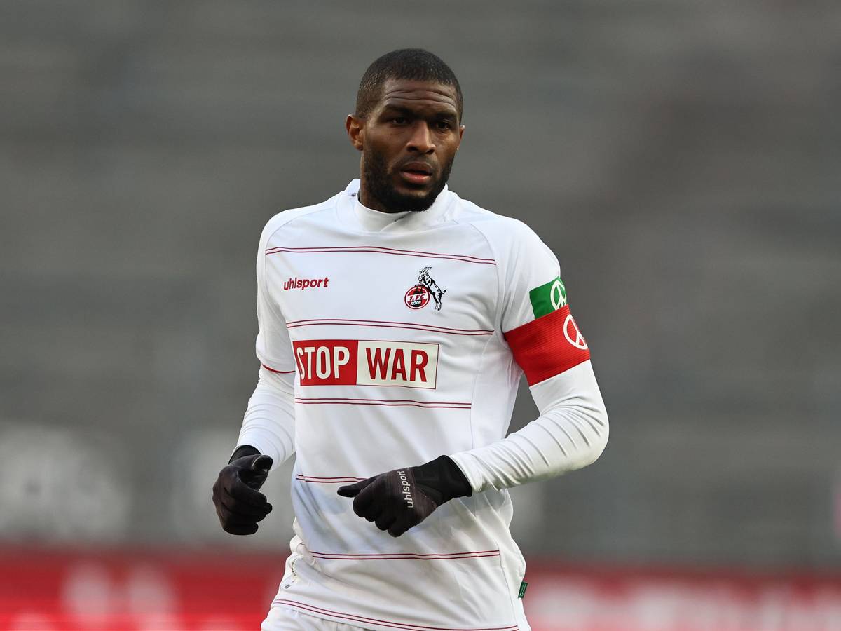 Anthony Modeste läuft über den Platz.