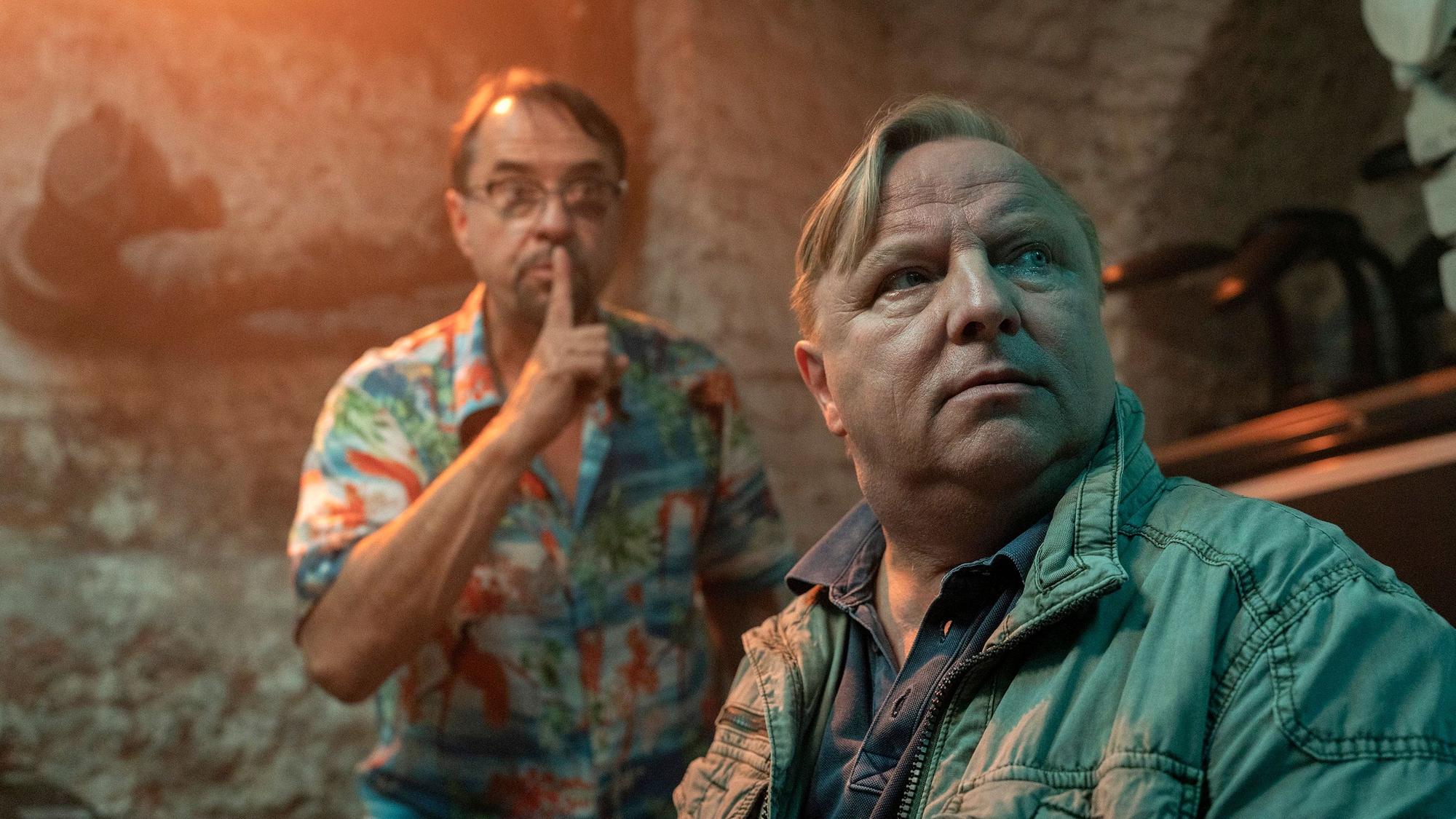 Jan Josef Liefers und Axel Prahl in einer „Tatort“-Szene.