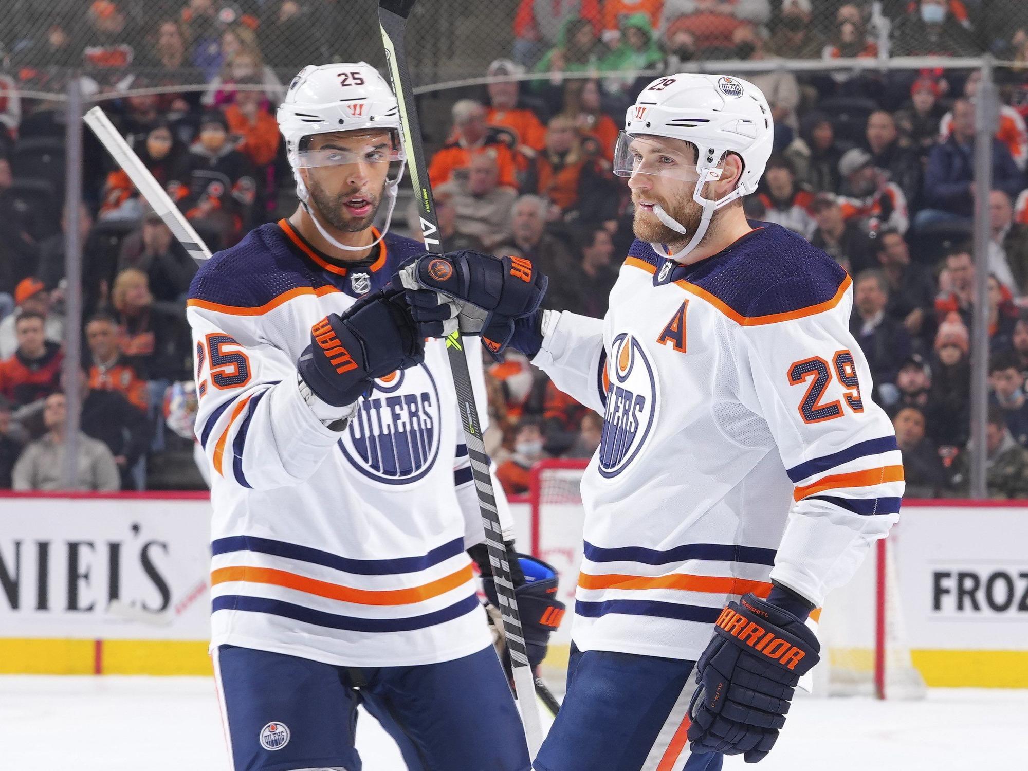 Leon Draisaitl nach einem Tor gegen die Philadelphia Flyers.