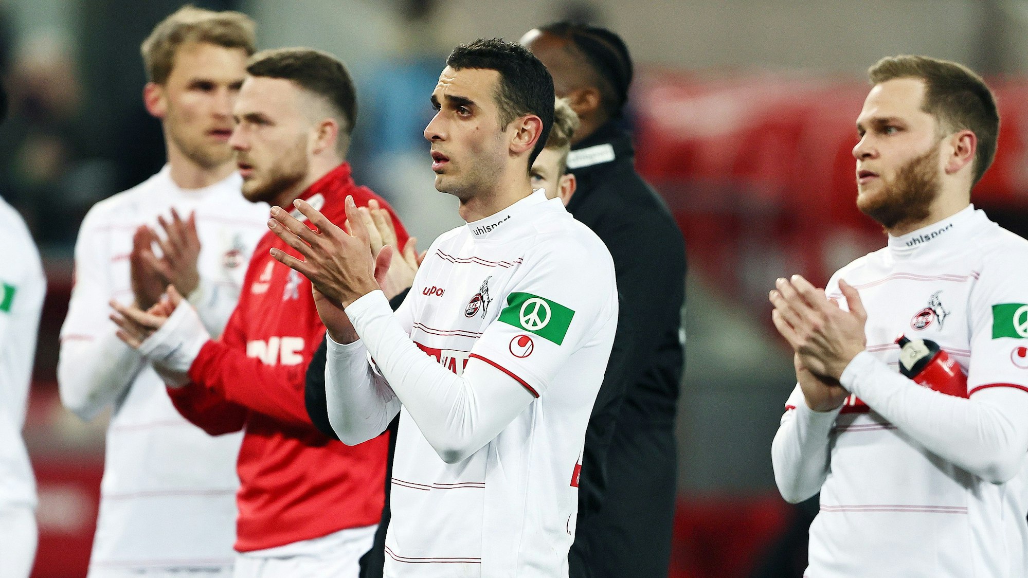 Ellyes Skhiri, Benno Schmitz und Jannes Horn nach der Niederlage gegen Hoffenheim