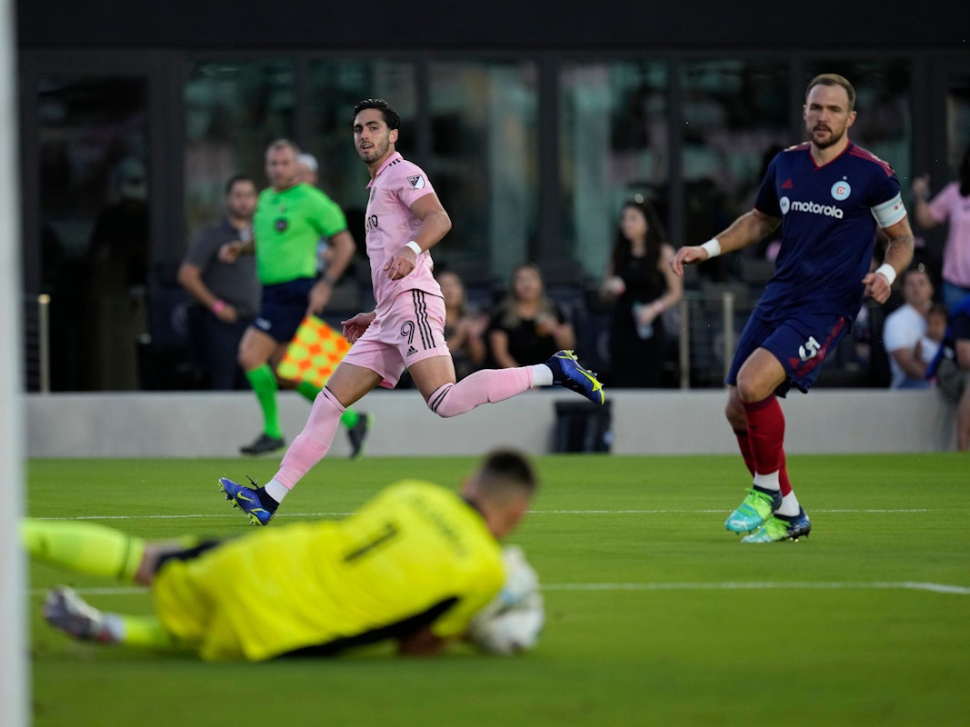 Rafael Czichos spielt für Chicago Fire gegen Inter Miami.