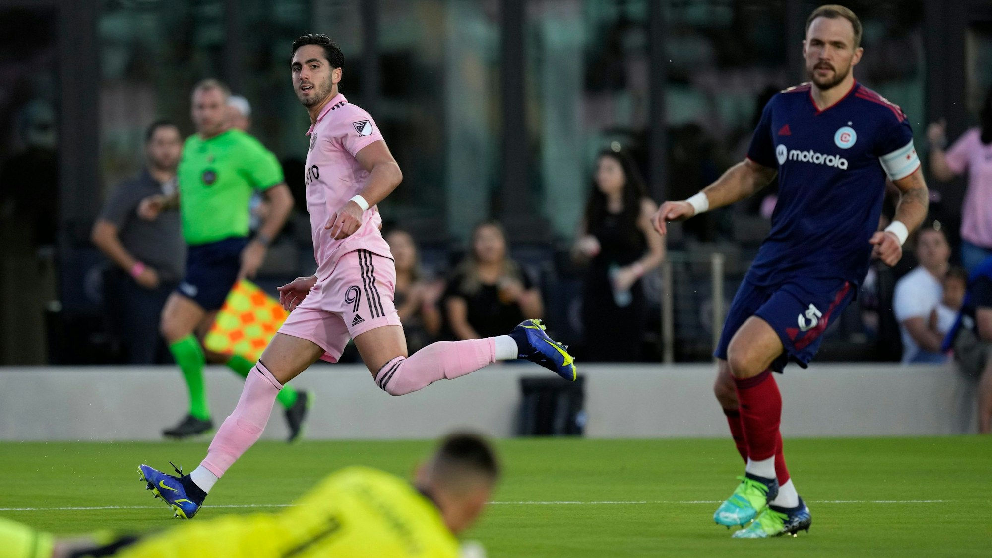 Rafael Czichos spielt für Chicago Fire gegen Inter Miami.