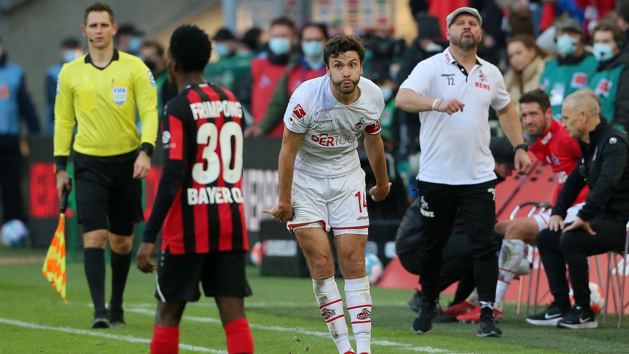Jonas Hector spielt für den 1. FC Köln gegen Bayer Leverkusen.