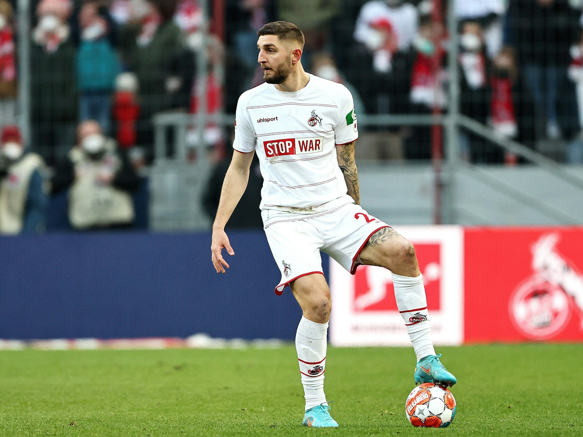 Jeff Chabot im Spiel gegen die TSG Hoffenheim