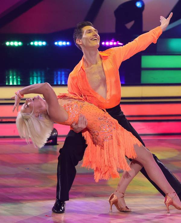 Michelle and Christian Polanc perform on stage during the 2nd show of the 15th season of the television competition show "Let's Dance" at MMC Studios on March 04, 2022 in Cologne, Germany.