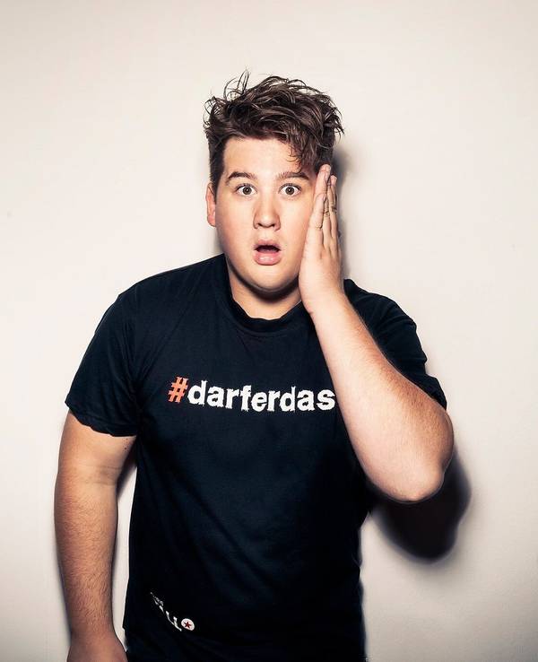 Comedian Chris Tall im Januar 2017. Auf Instagram gab der beliebte Komiker nun eine traurige Nachricht bekannt.