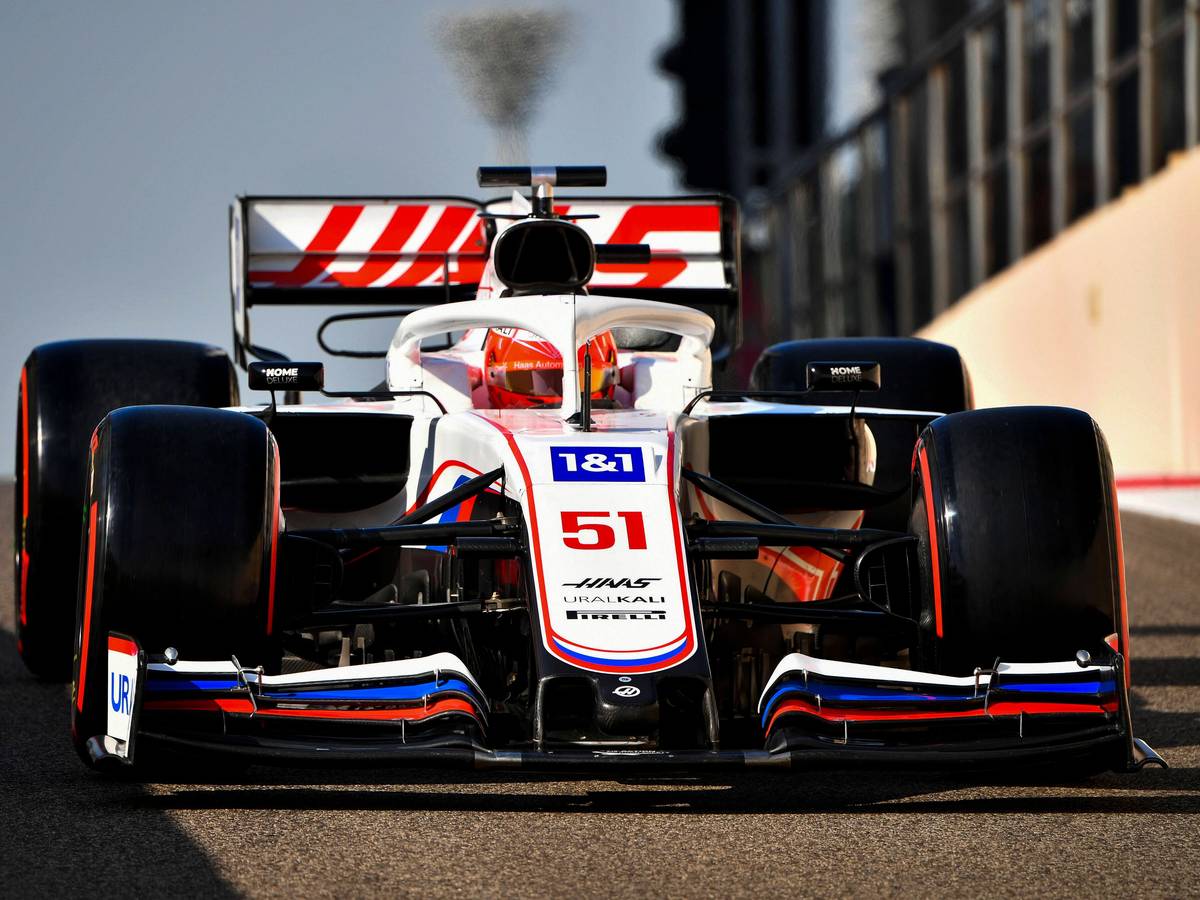 Pietro Fittipaldi am Steuer des Haas.