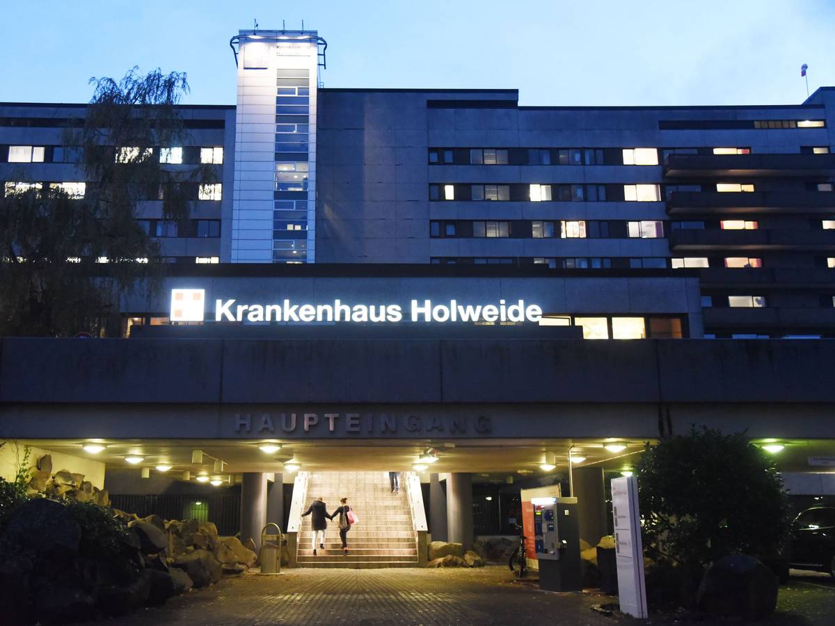 Haupteingang des Krankenhaus Holweide.