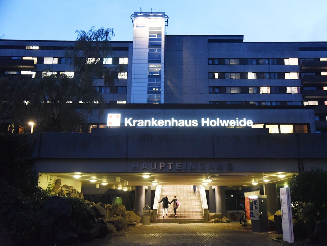 Haupteingang des Krankenhaus Holweide.