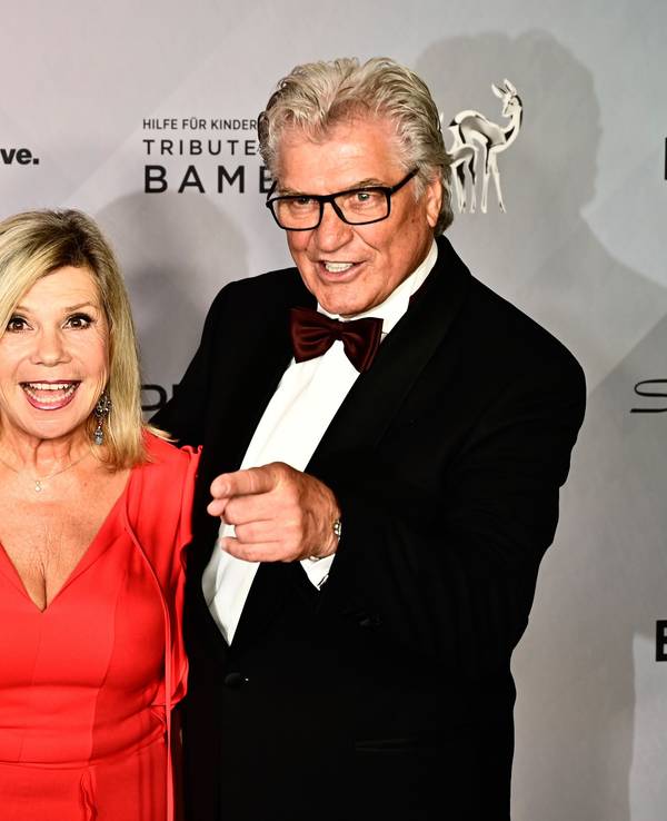 Das Volksmusik-Duo Marianne & Michael Hartl kommt zur Charity-Veranstaltung „Tribute to Bambi“ in das Hotel „Titanic Chaussee Berlin“.