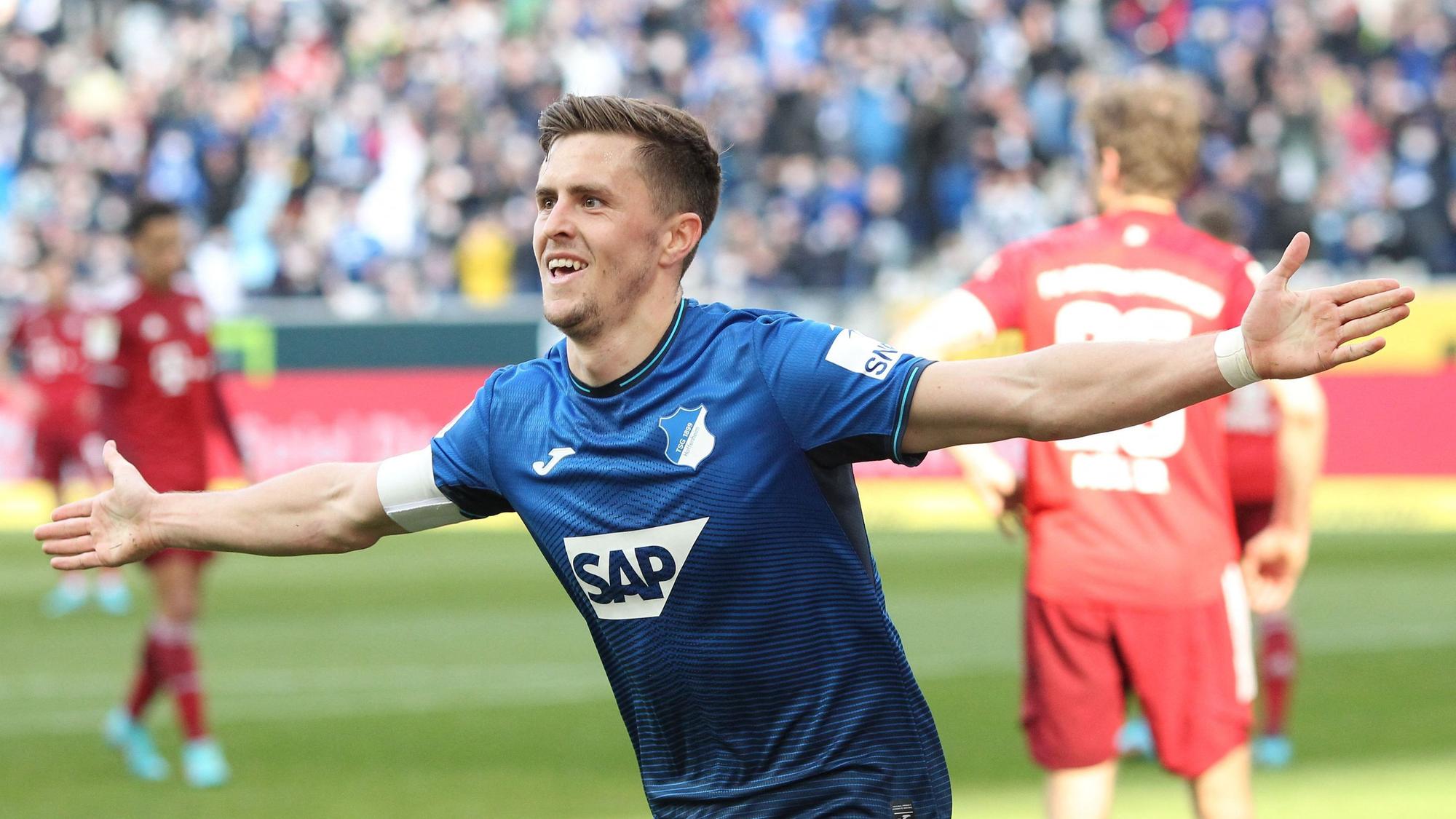 Christoph Baumgartner bejubelt sein Tor gegen den FC Bayern München