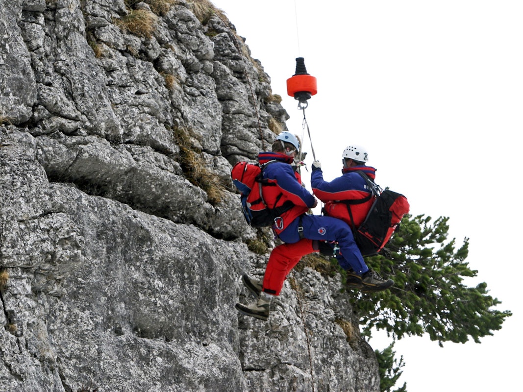 Schrecklicher Unfall in Bayern: Eine ganze Wandergruppe ist gestorben. Die Wanderer stürzten viele Meter in die Tiefe. unser Archivbild wurde 2008 gemacht.
