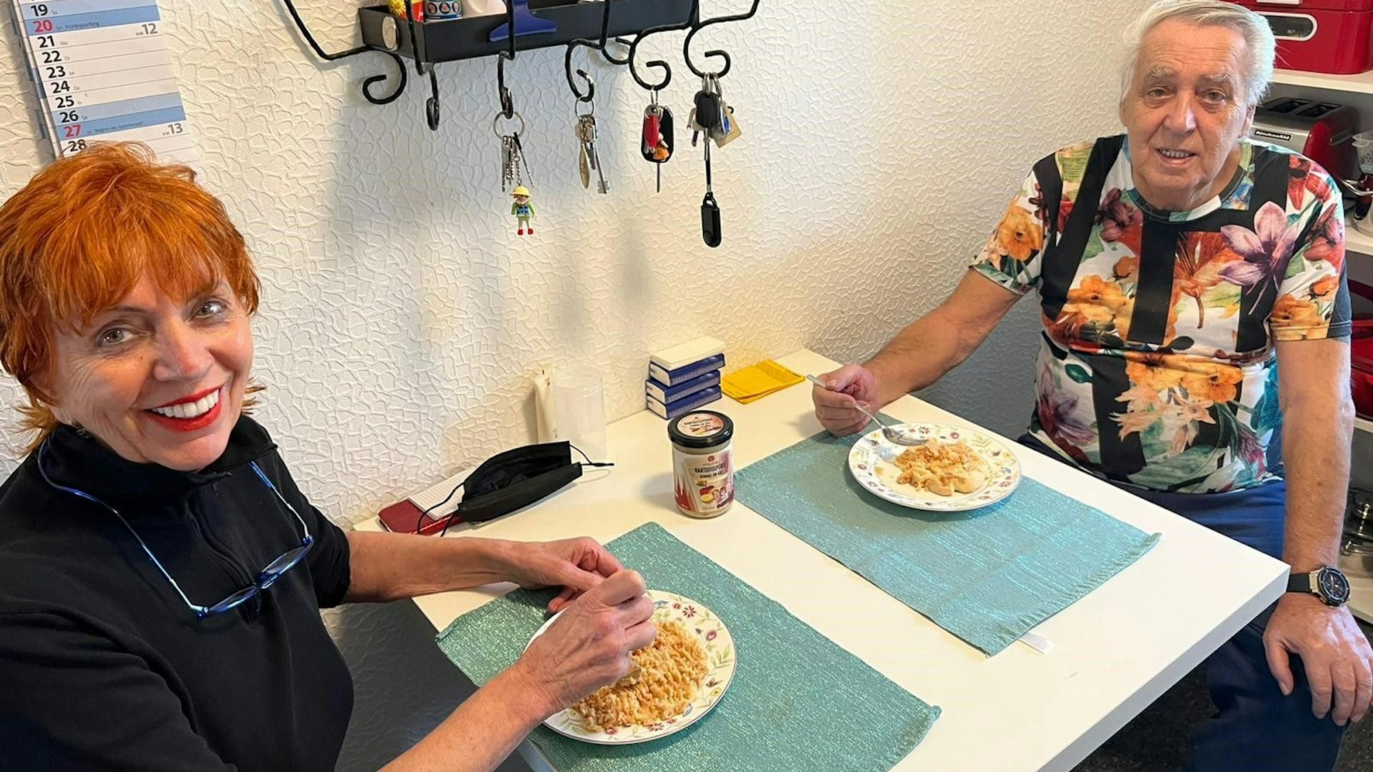 Fred und Annemie Fußbroich in ihrer Küche in Köln-Buchheim.