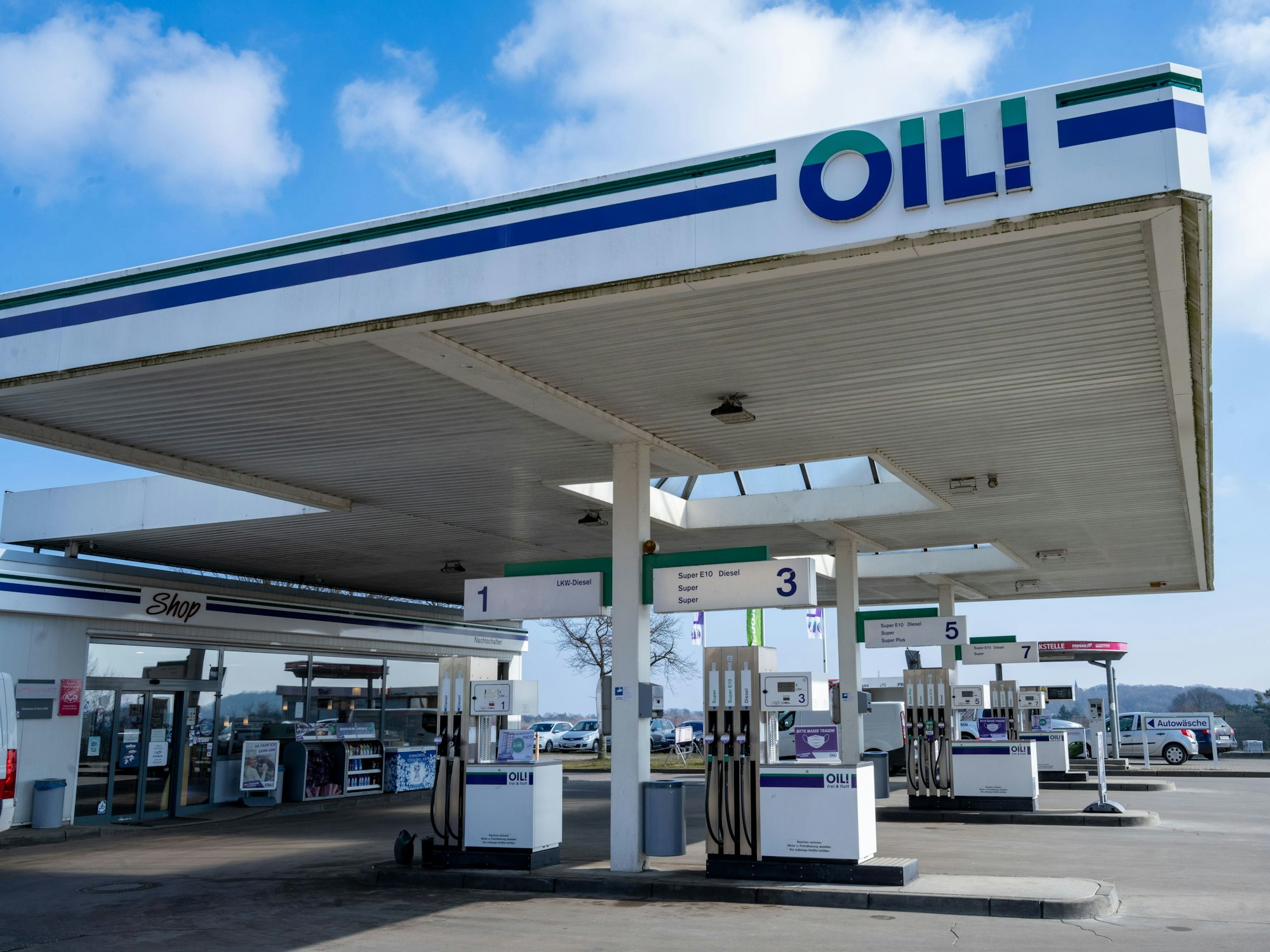 Unser Foto zeigt eine leere Tankstelle am 10. März auf der Insel Usedom.