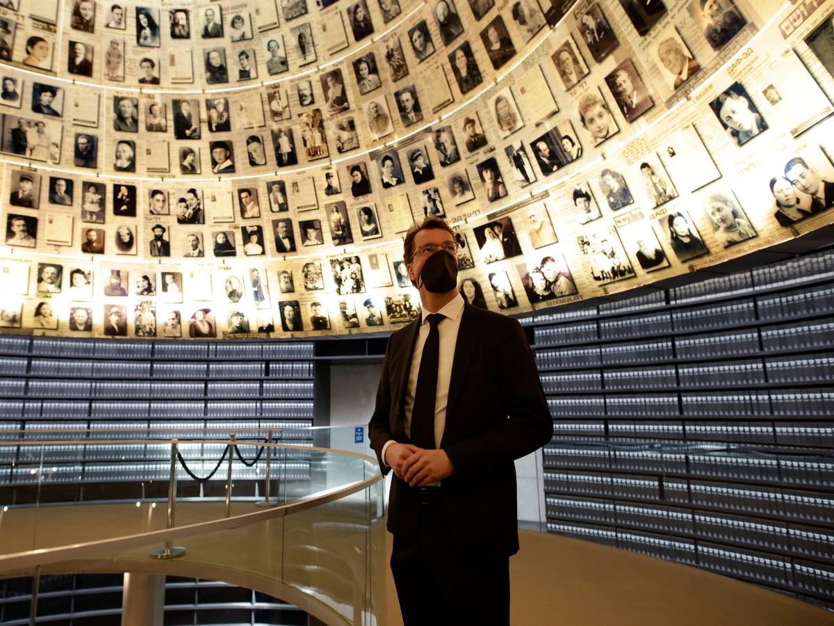 Hendrik Wüst (CDU) besucht die israelische Holocaust-Gedenkstätte Yad Vashem in Jerusalem.