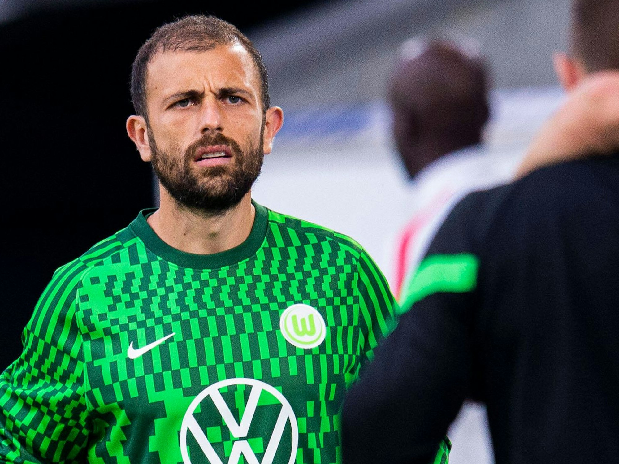 Admir Mehmedi Wolfsburg schaut bedient.