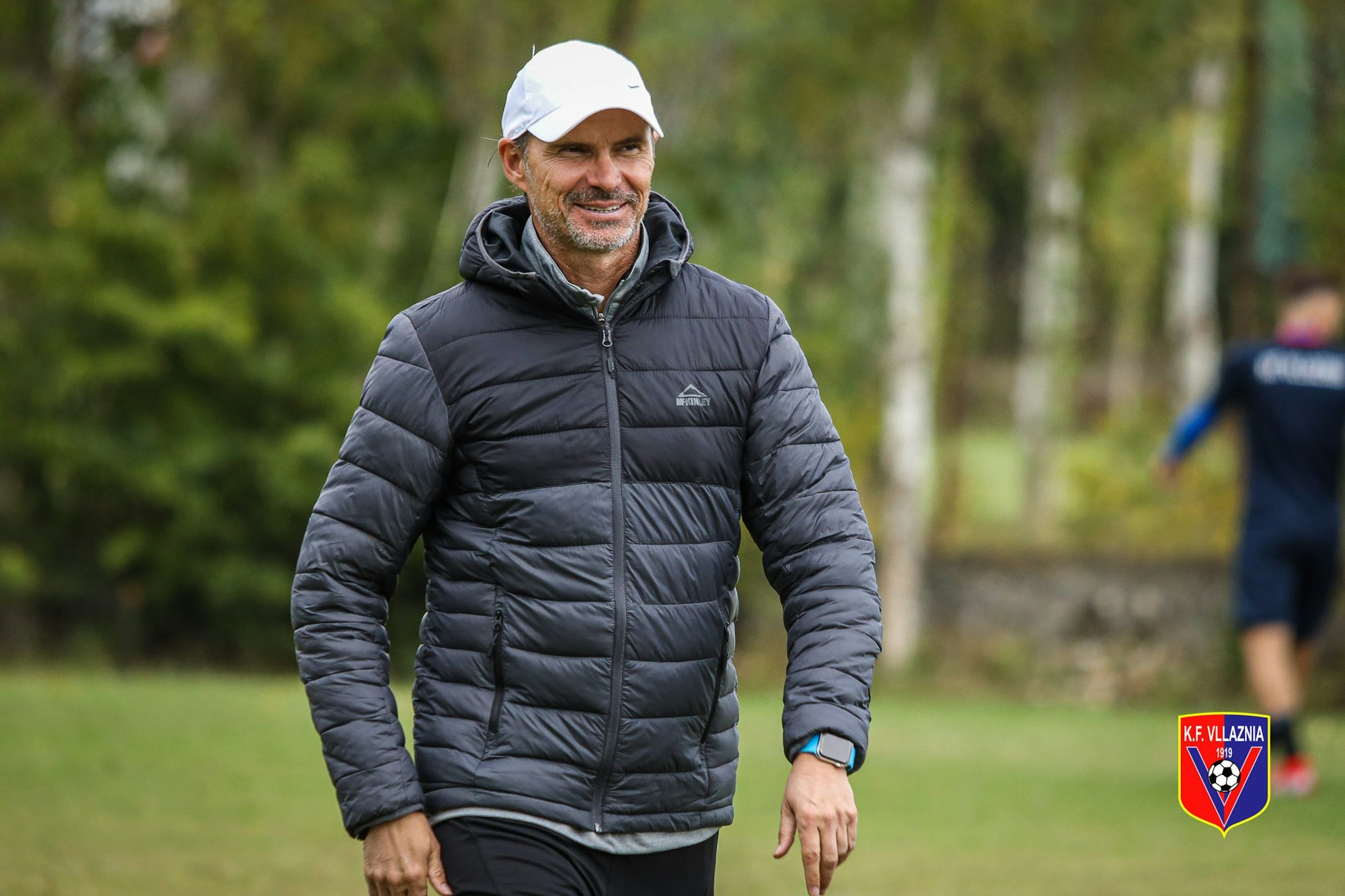 Thomas Brdaric, Ex-Nationalspieler und Bundesligaprofi, als Trainer des albanischen Vereins KS Vllaznia Shkodra.