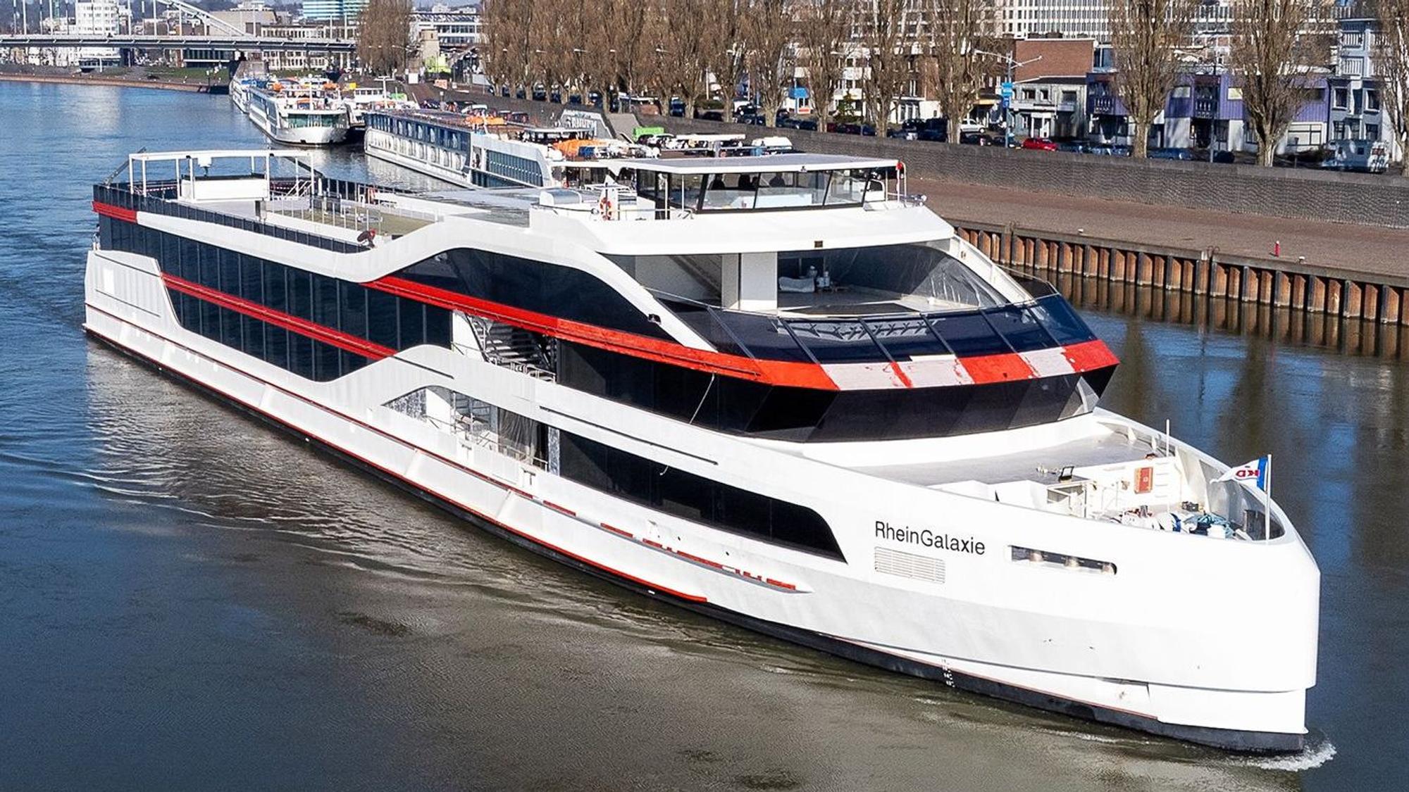 Das neue Schiff Rheingalaxie der Köln-Düsseldorfer.