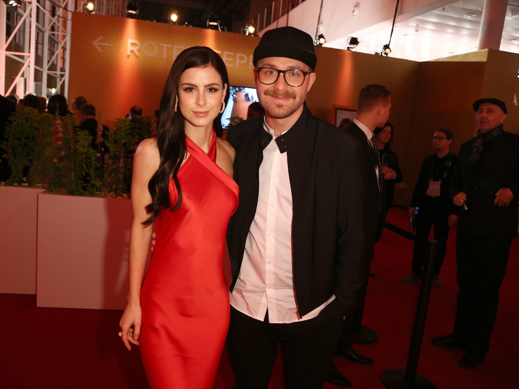 Lena Meyer-Landrut, hier 2018 mit Mark Forster auf dem roten Teppich bei der Verleihung der Goldenen Kamera in der Hamburg.