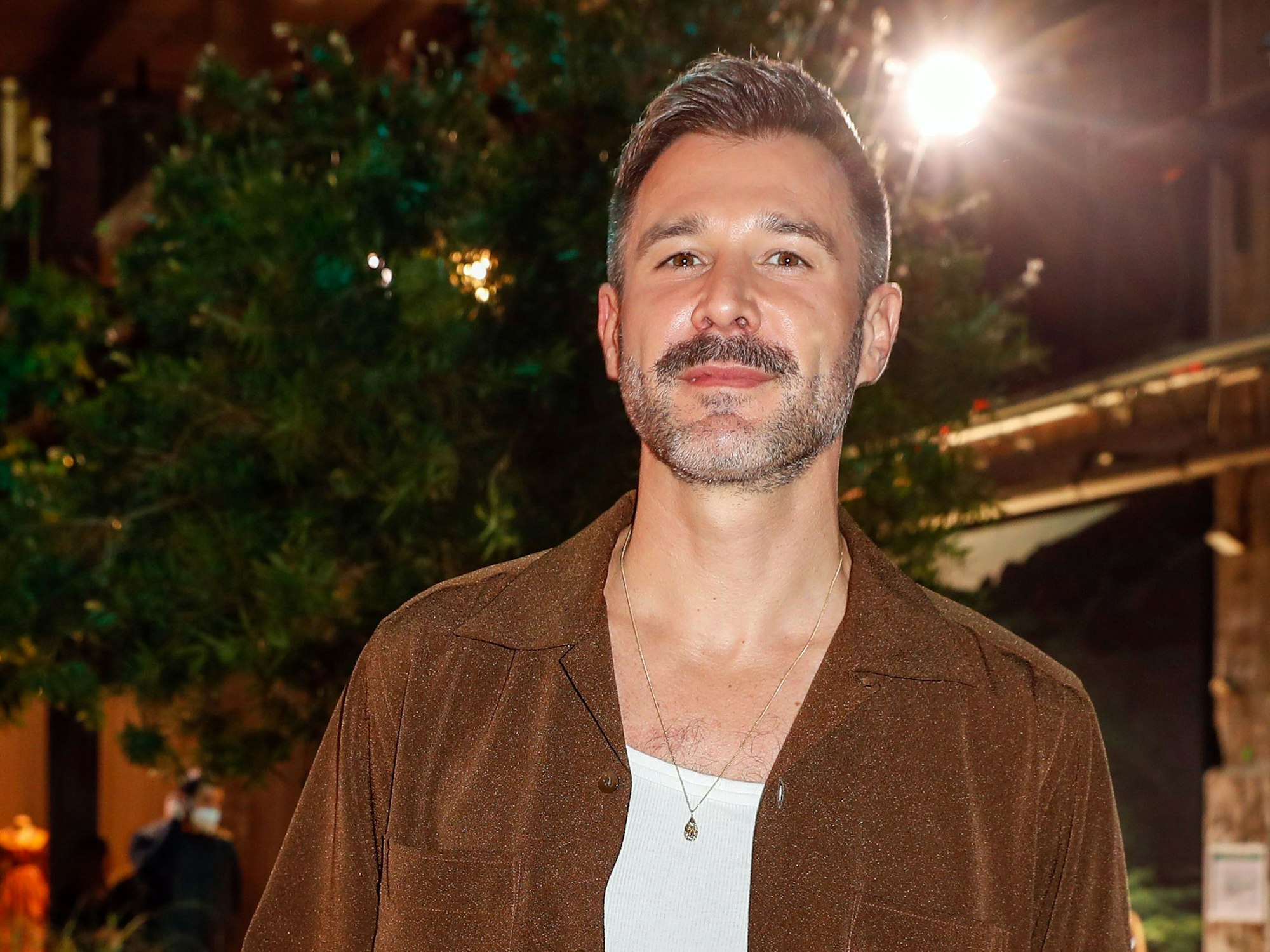 Moderator Jochen Schropp ist frisch verheiratet. Unser Foto zeigt den Ehemann am 15. März in Berlin.