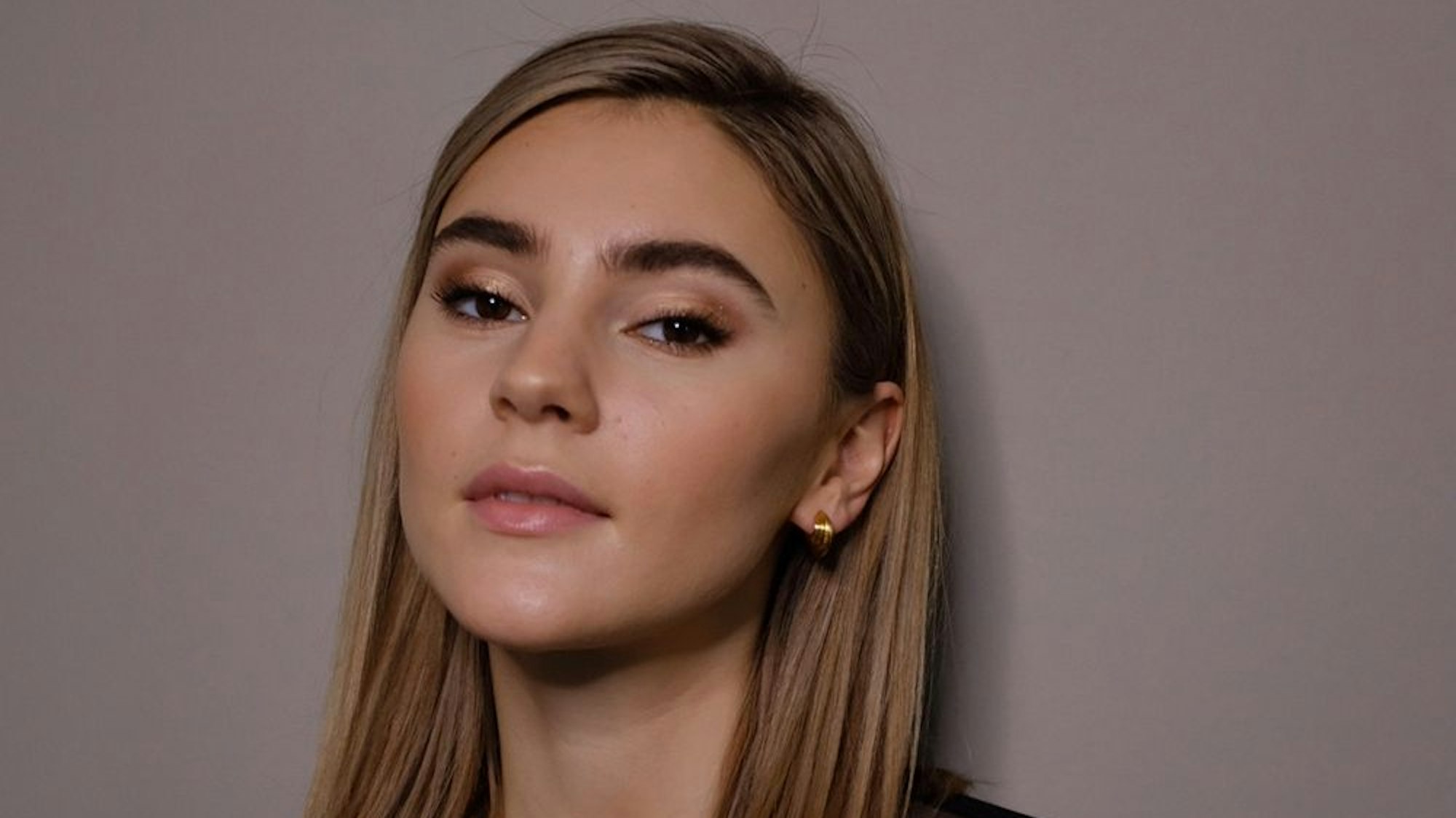Stefanie Giesinger (hier zu sehen am 5. März 2020) begeistert ihre Fans mit einem sexy Instagram-Post. Und zwar ganz ohne BH...