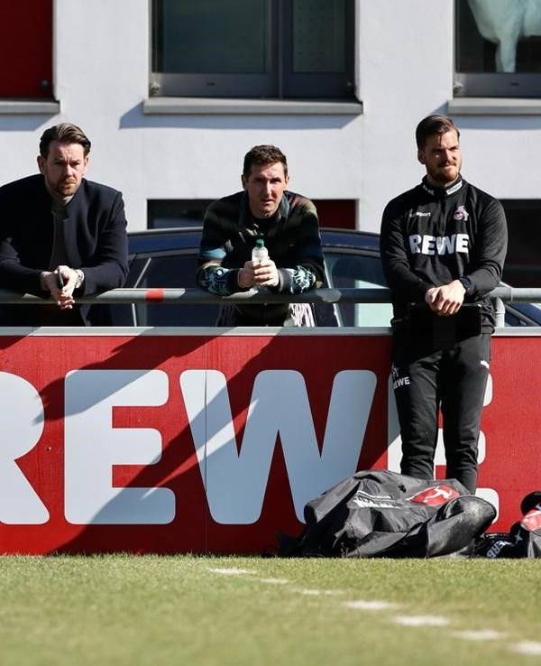 Miroslav Klose schaute sich das Training des 1. FC Köln an.