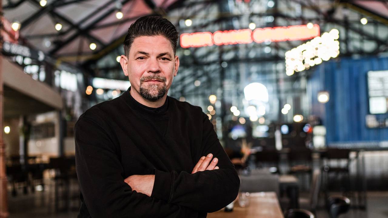Star-Koch Tim Mälzer in der VOX-Show „Kitchen Impossible“ (VOX-Ausstrahlung am 20. März 2022)