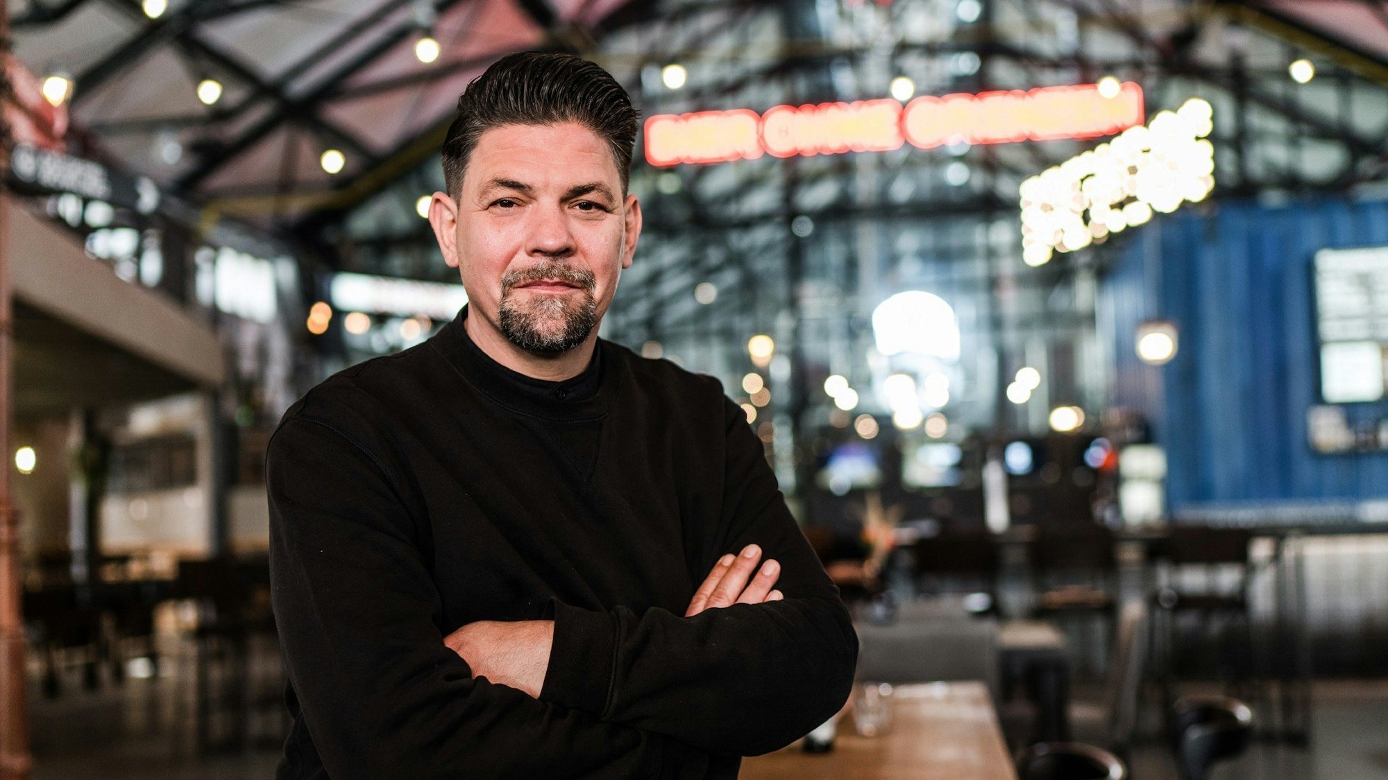 Star-Koch Tim Mälzer in der VOX-Show „Kitchen Impossible“ (VOX-Ausstrahlung am 20. März 2022)