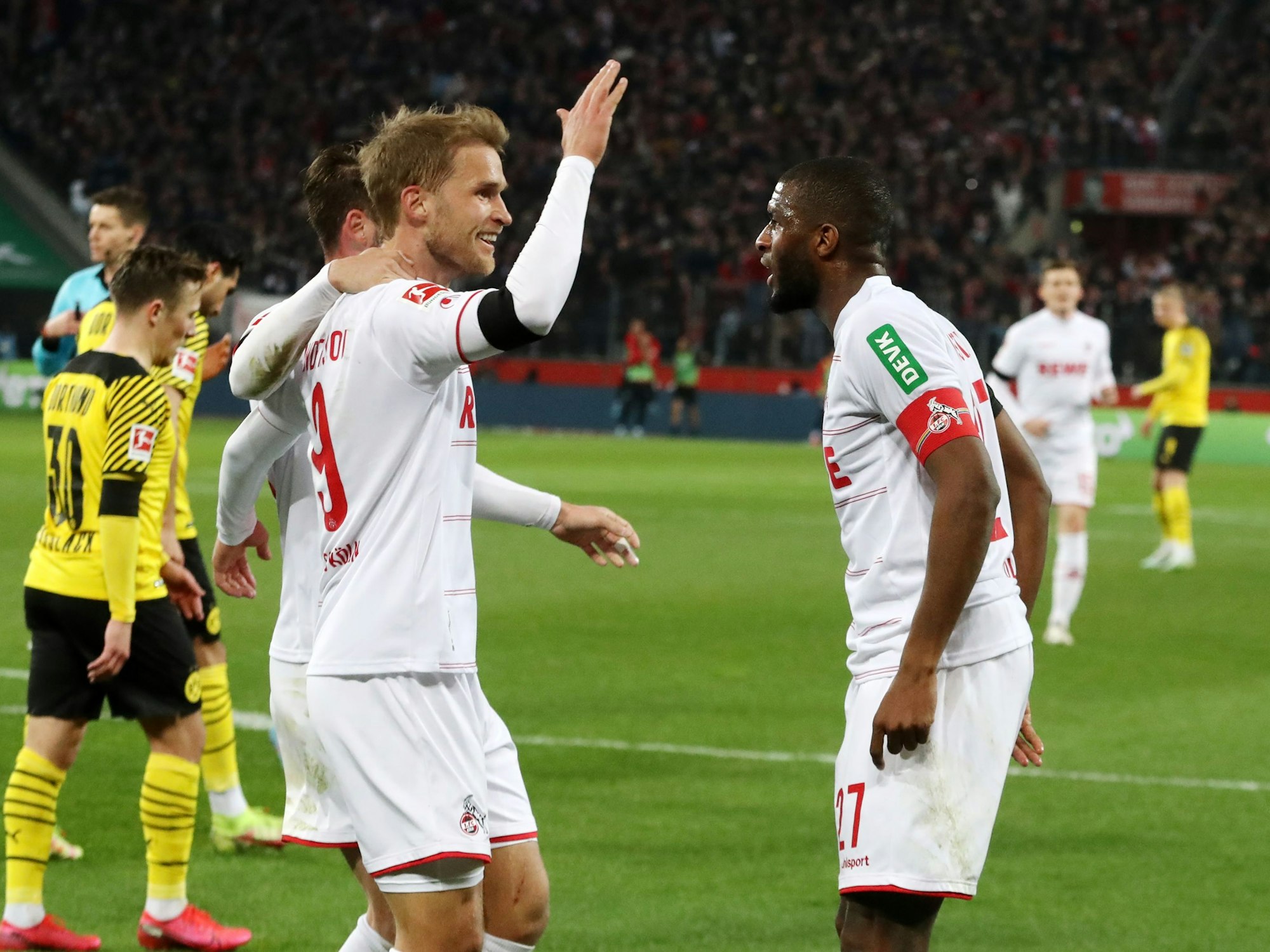 Sebastian Andersson trifft für den 1. FC Köln gegen den BVB.