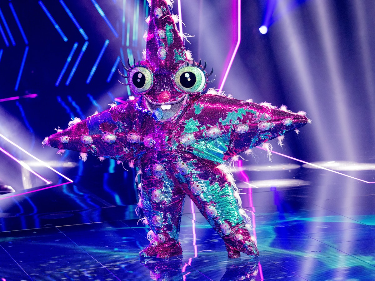 Die Figur "Der Seestern" steht in der Prosieben-Show "The Masked Singer" auf der Bühne.