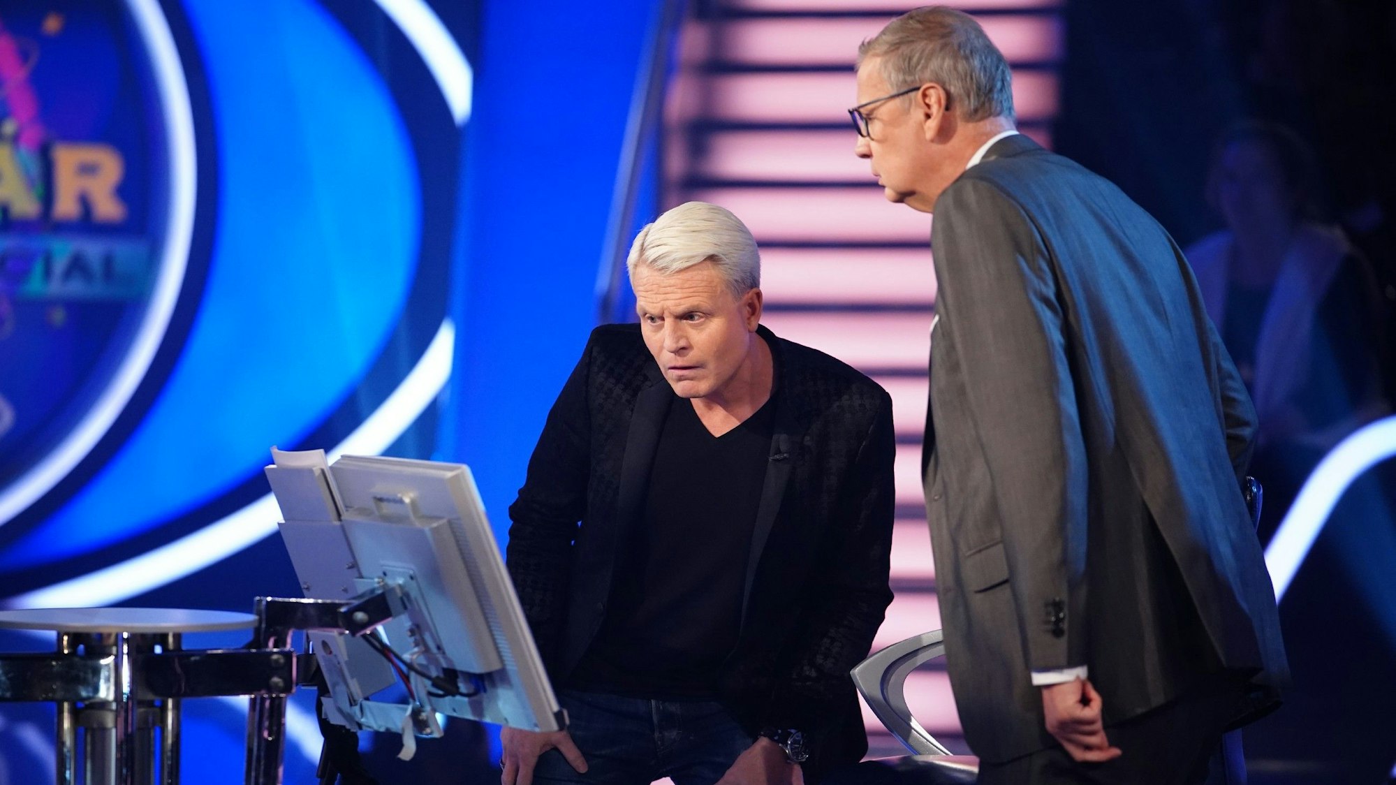 Wer wird Millionär? - Prominenten-Special (November 2021)
Moderator Günther Jauch und Guido Cantz