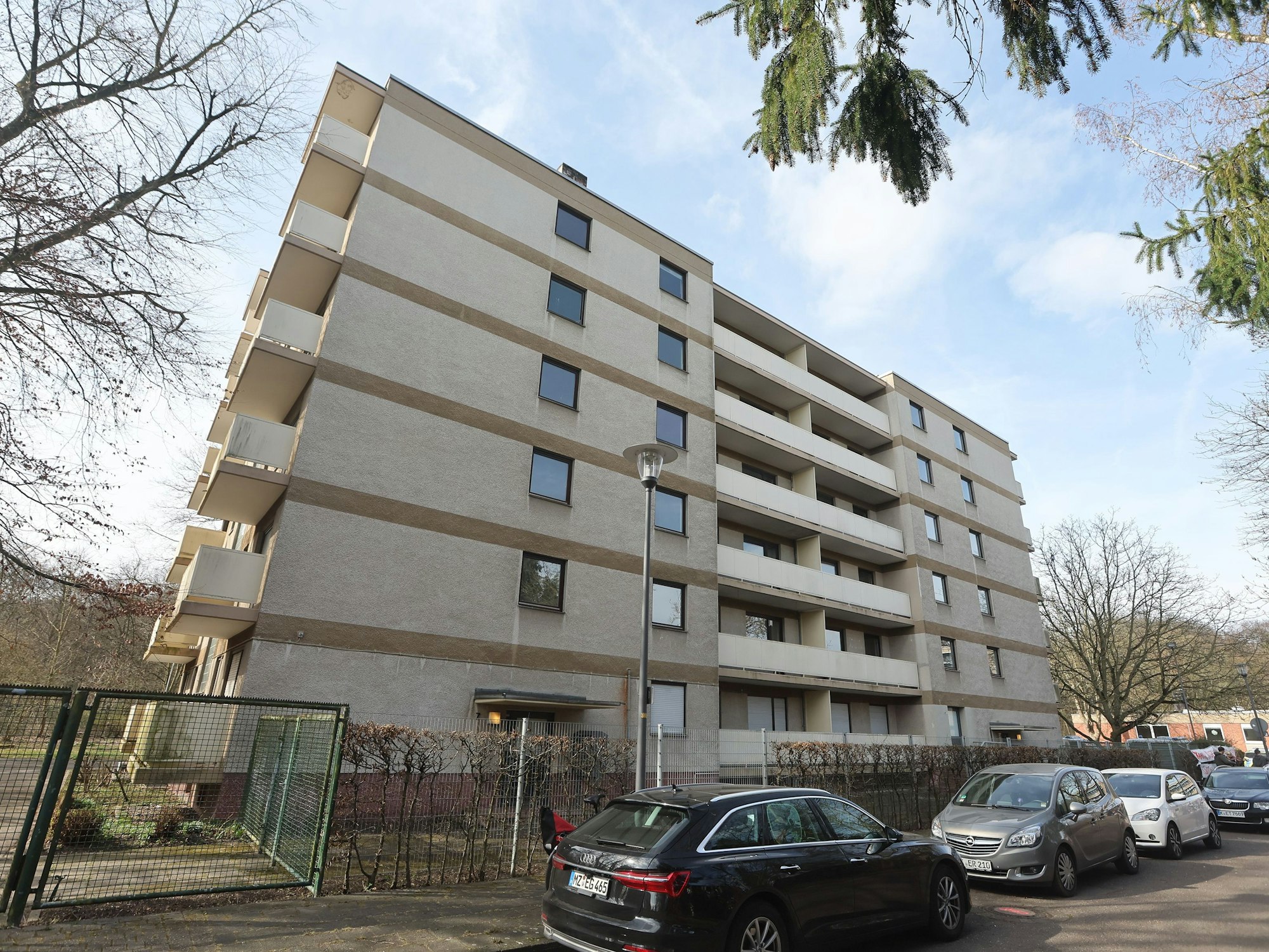 Blick auf ein Wohnhaus in Köln.