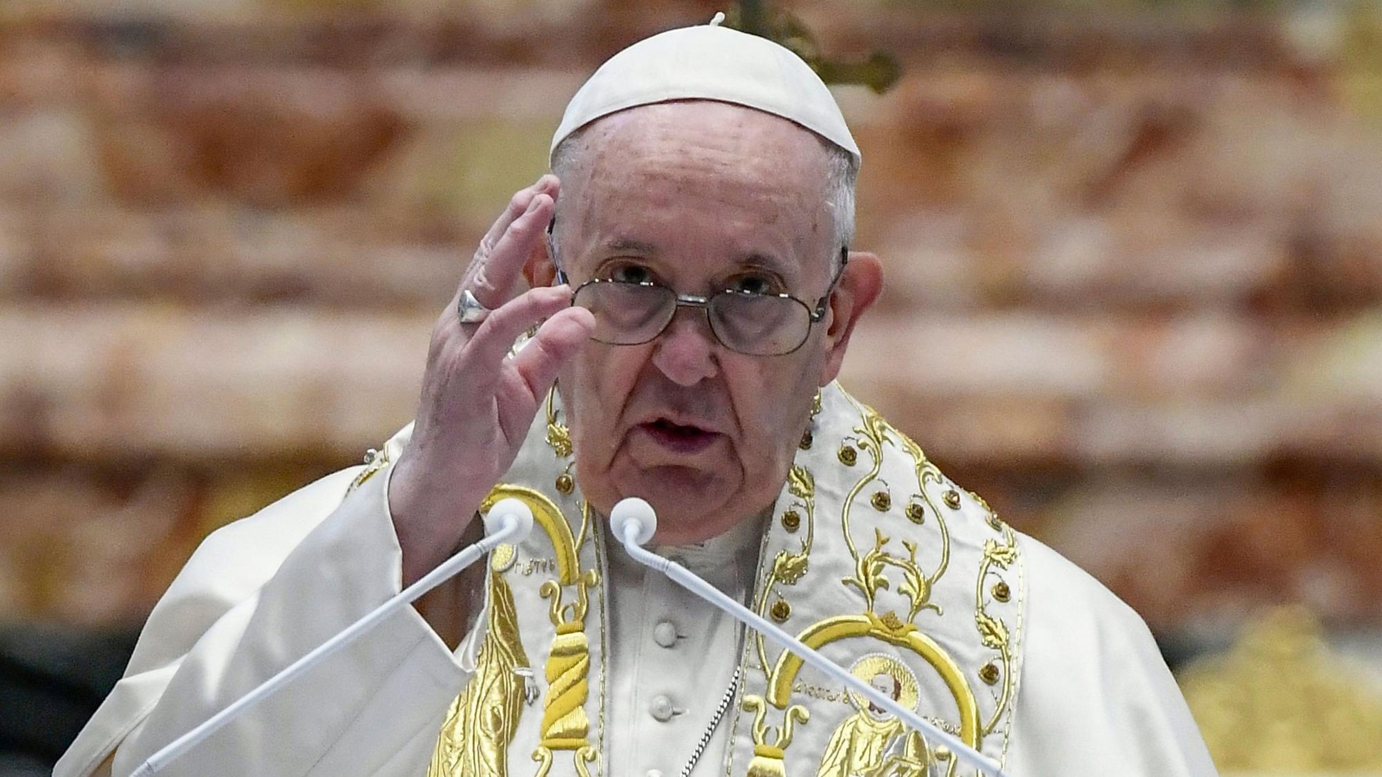Am Montag, 21. März 2022, wurde im Vatikan die neue Grundordnung für die Verwaltung des Kirchenstaates vorgestellt. Das Foto vom 04.04.2021 zeigt Papst Franziskus im Vatikanstadt.