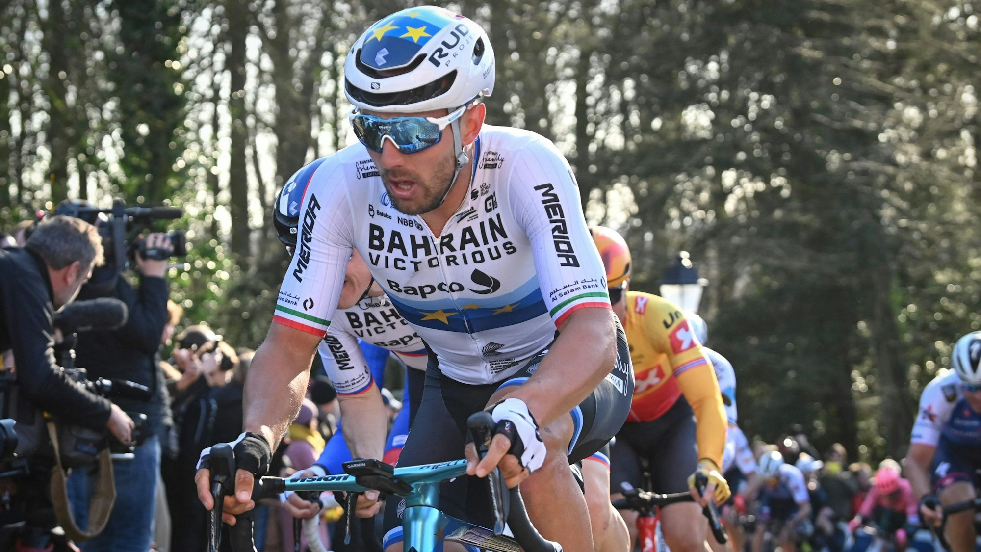 Der Italiener Sonny Colbrelli beim Rennen Omloop Het Nieuwsblad in Belgien