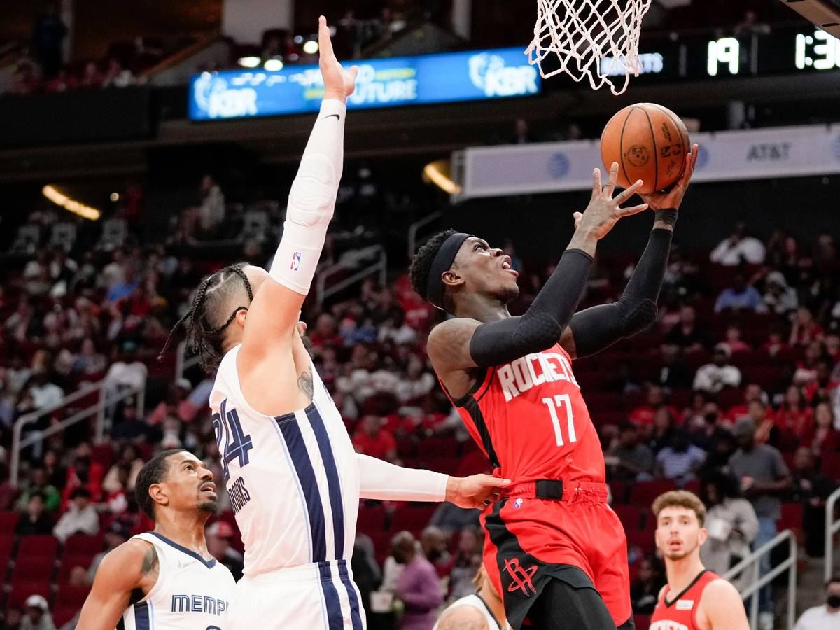Basketball-Profi Dennis Schröder in Aktion.