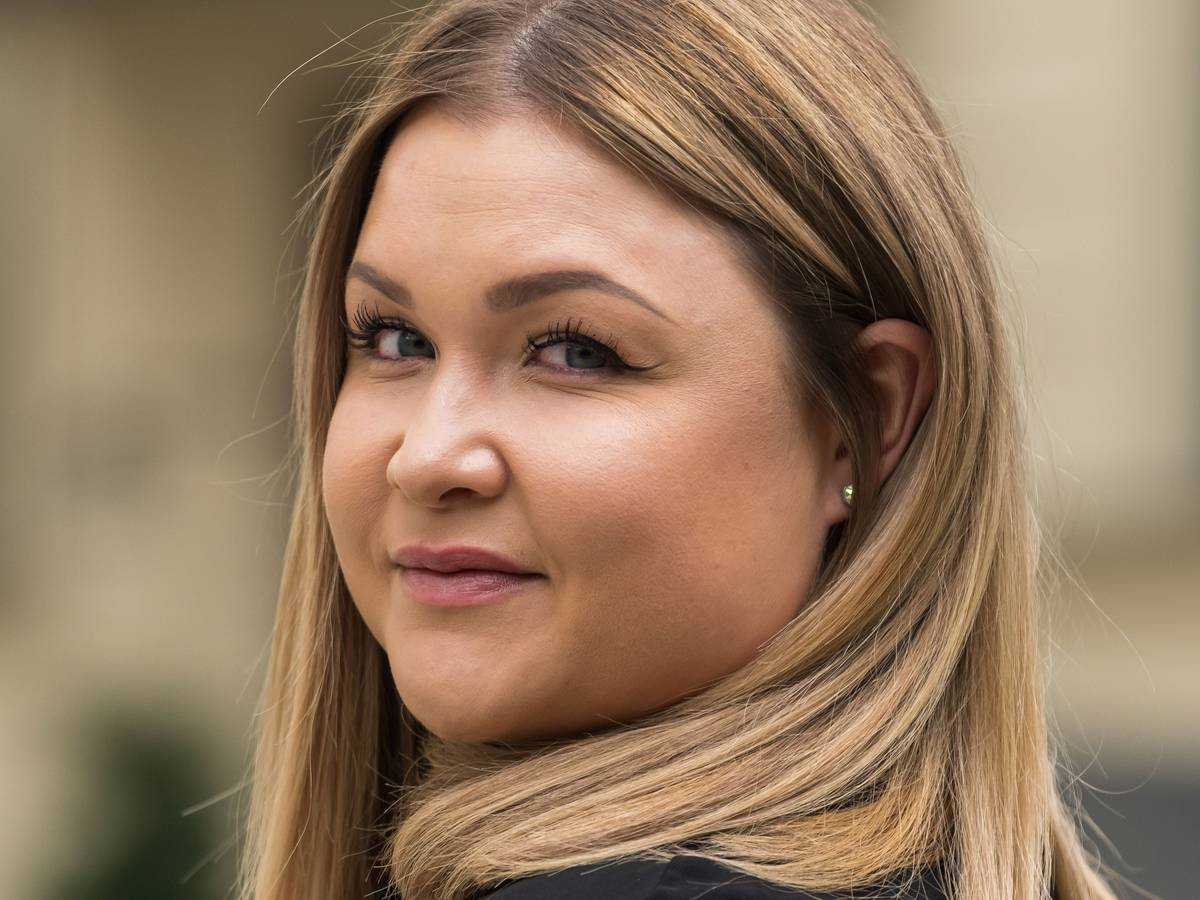 Influencerin Sophia Thiel zeigt bei einem Fototermin ihre neue Frisur. Sophie Thiel ist einer der bekanntesten Fitness-Stars in Deutschland.